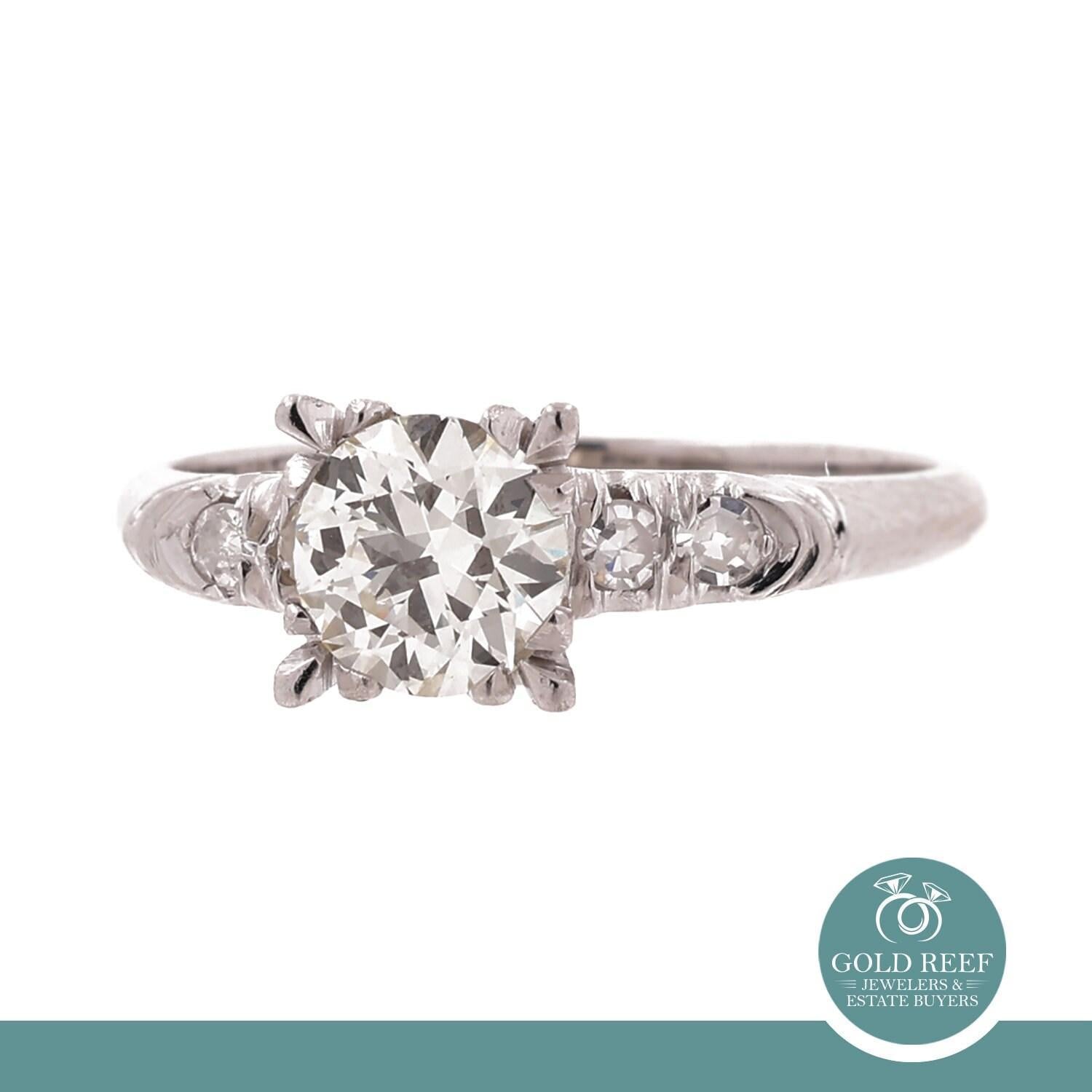 1.26 TW Platinum Solitaire Diamond Engagement Ring With Diamond Accents Size 9