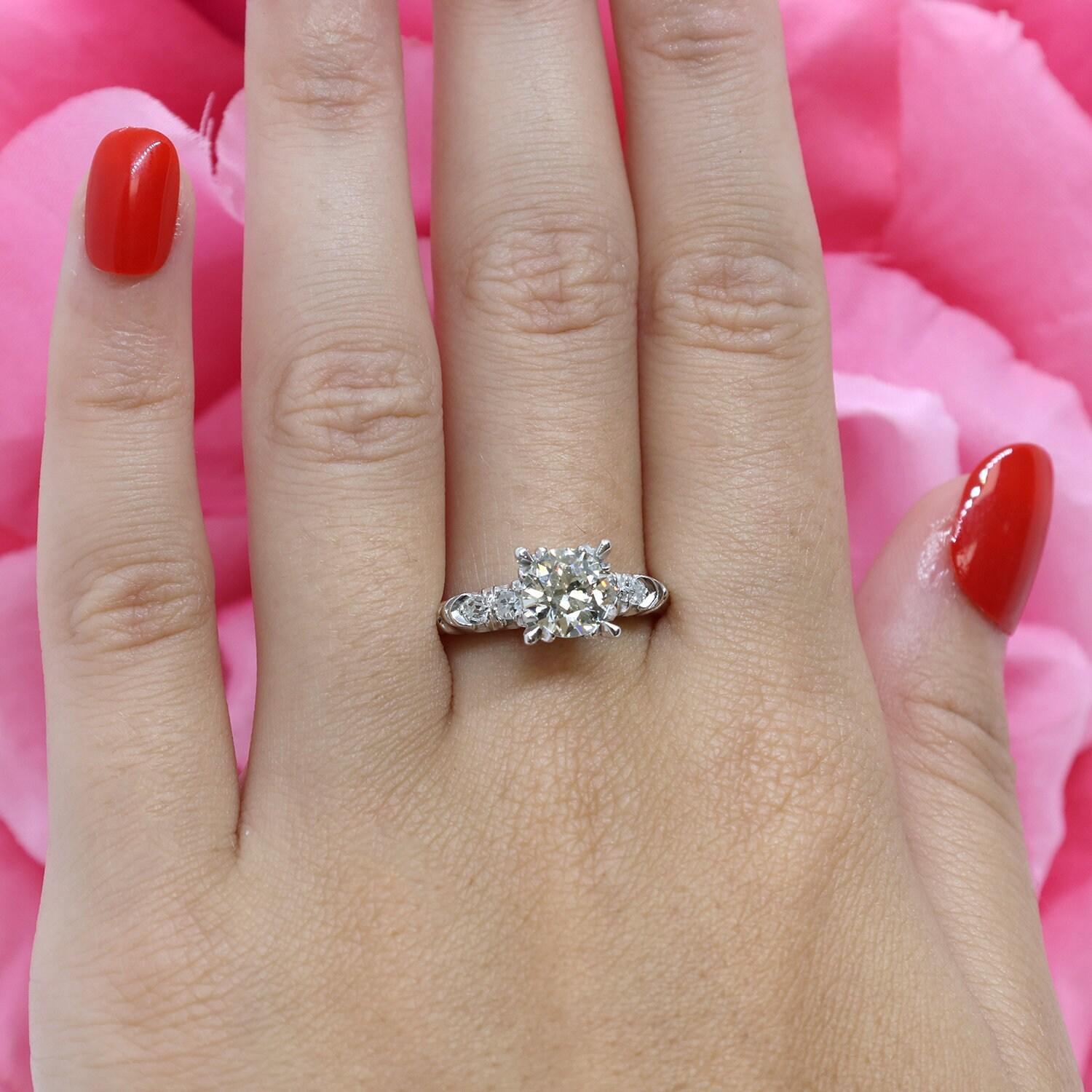 1.26 TW Platinum Solitaire Diamond Engagement Ring With Diamond Accents Size 9