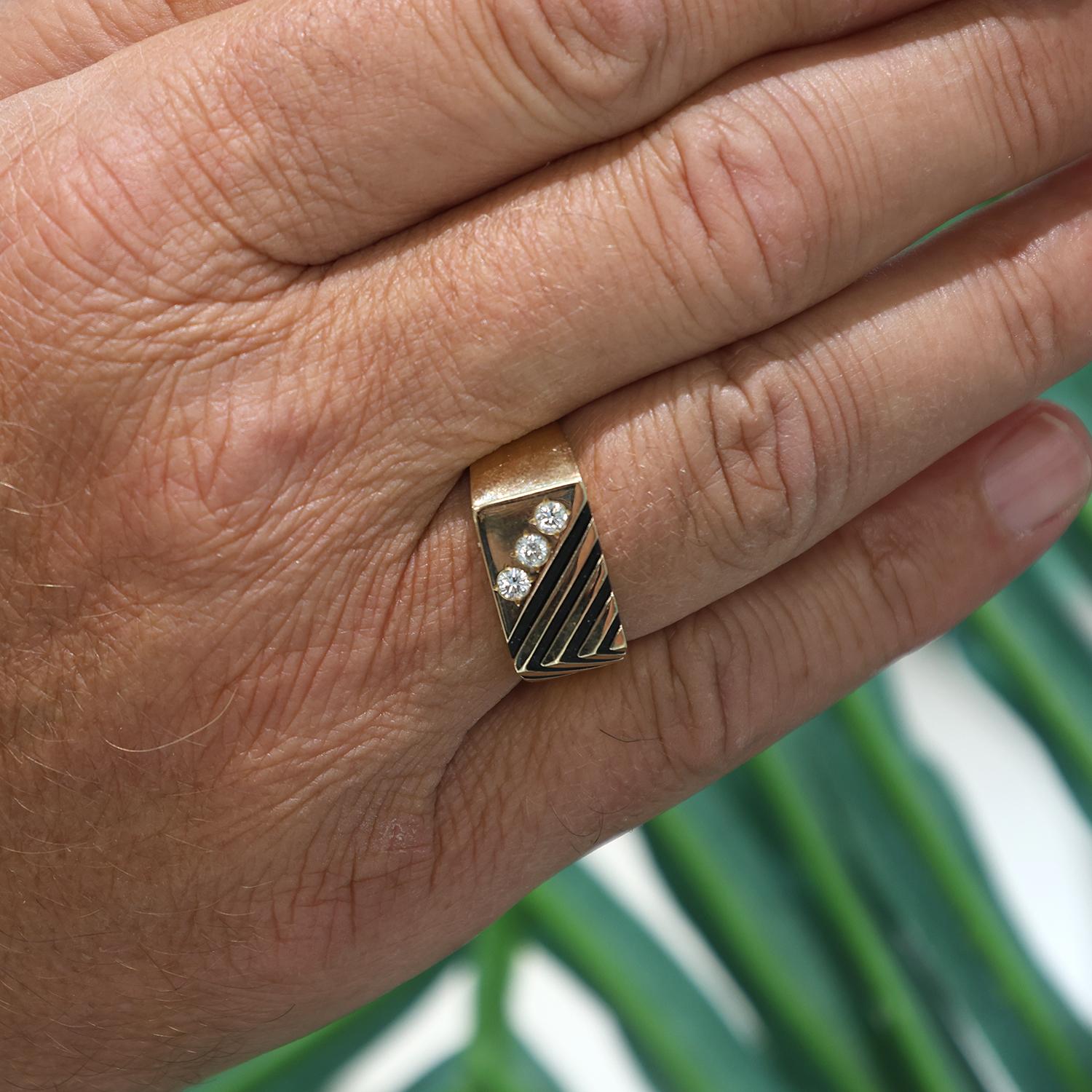 Mens 3-Stone Diamond Ring 14K Yellow Gold 0.30 TW Size 10 Estate