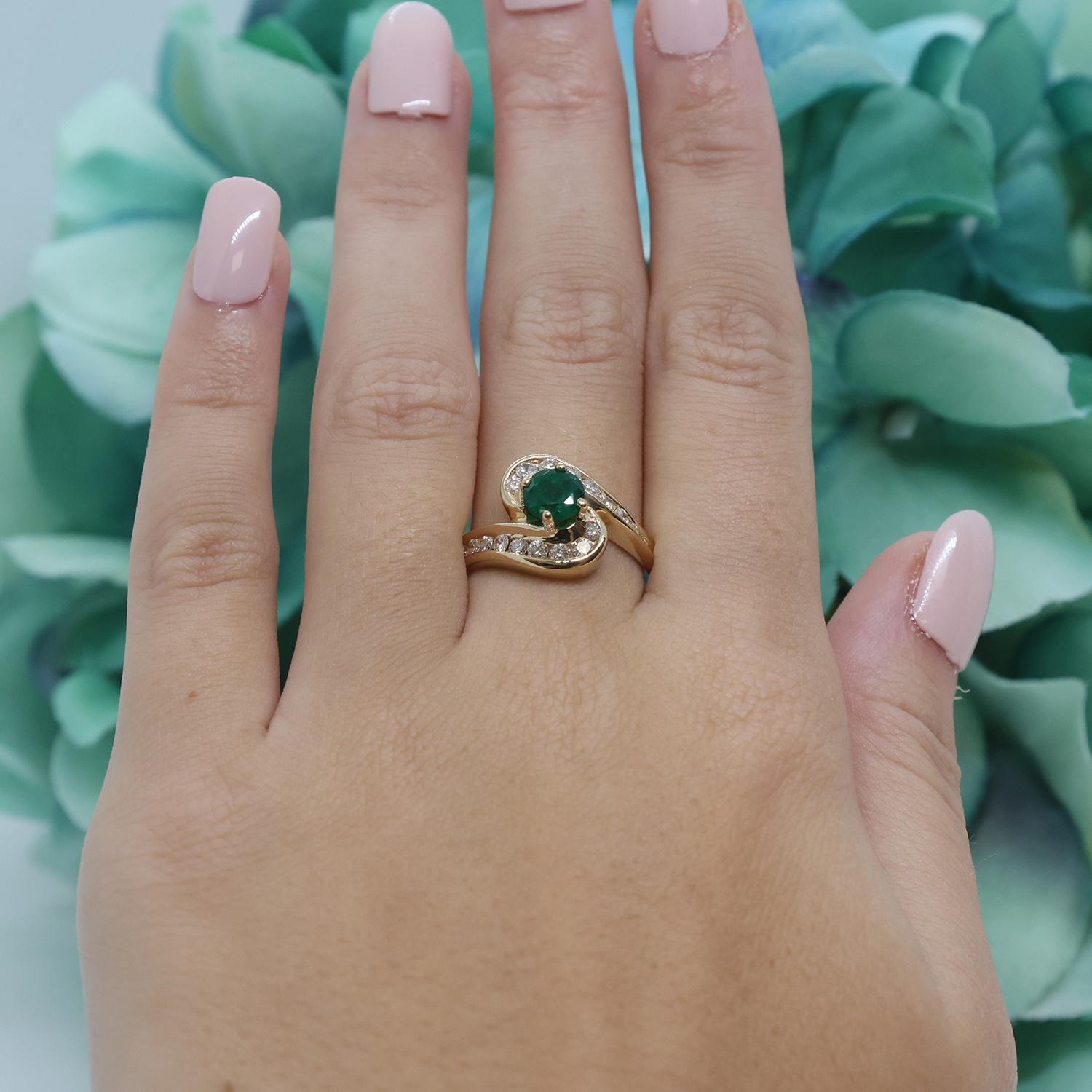 Solitaire Emerald Diamond Bypass Ring Swirl 14K Yellow Gold 1.04 TW Size 9