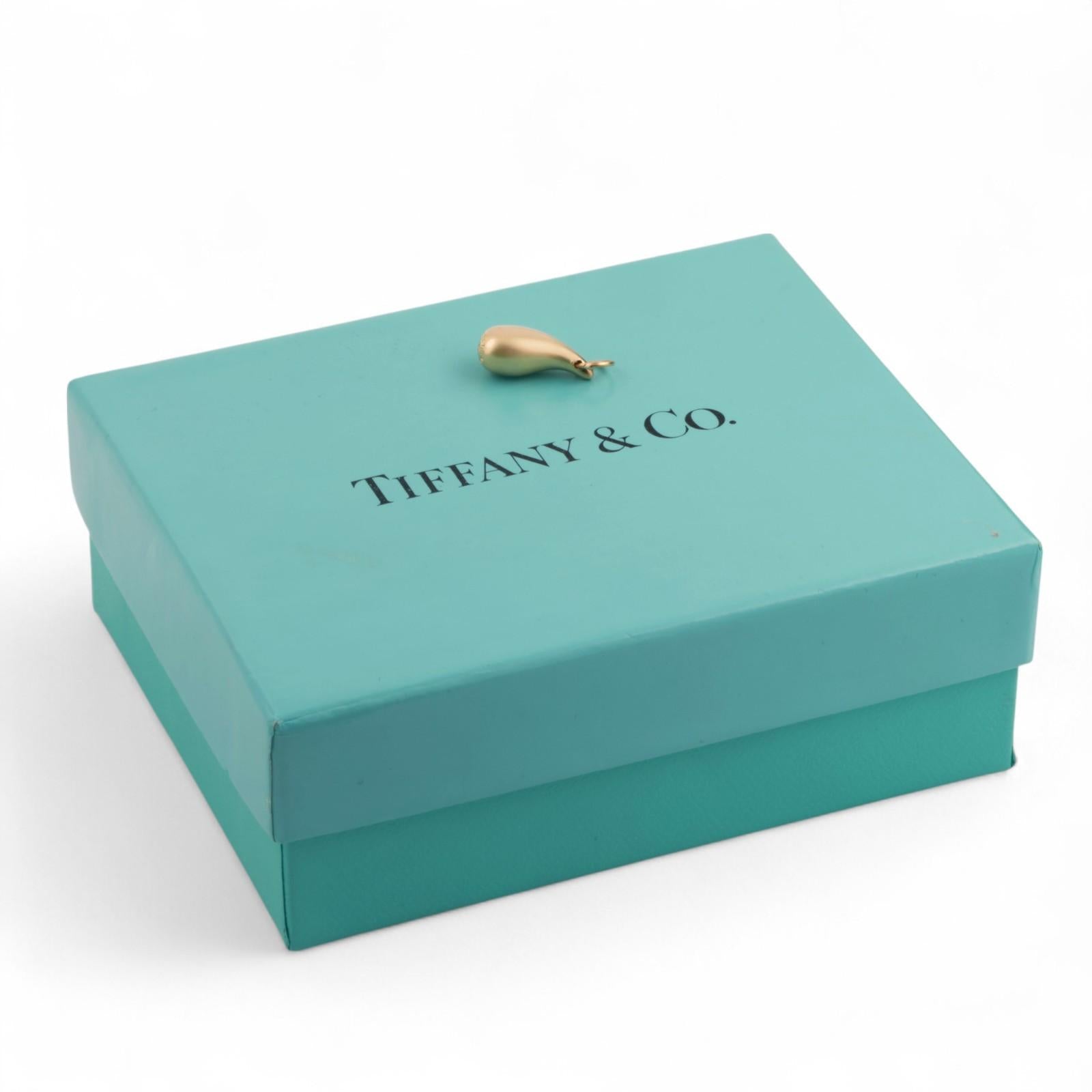 Tiffany & Co. 18K Yellow Gold Elsa Peretti Teardrop Pendant Charm 0.60"