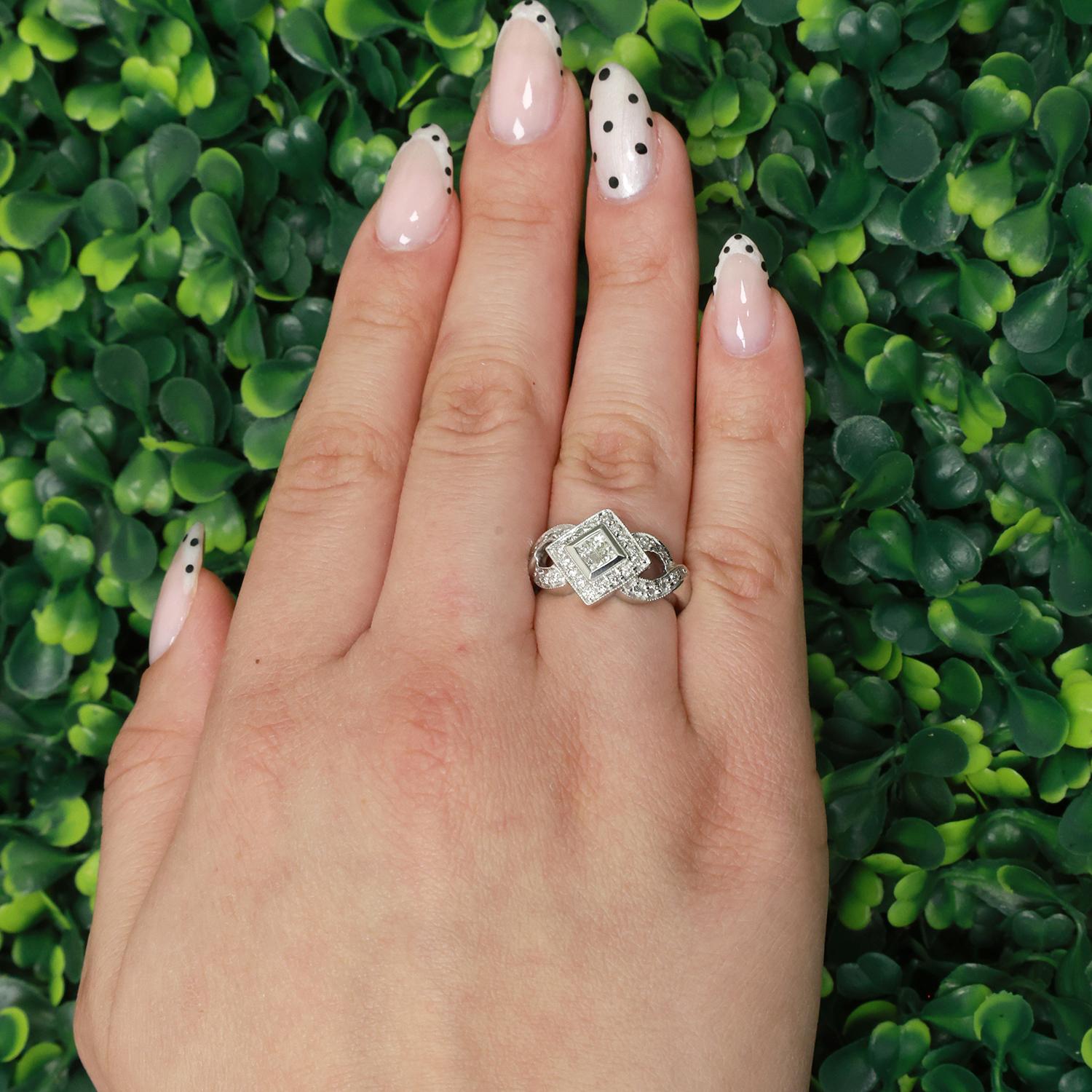 EFFY Bita Diamond Cluster Ring 0.75 TW 14K White Gold Size 5.75 Ladies Estate