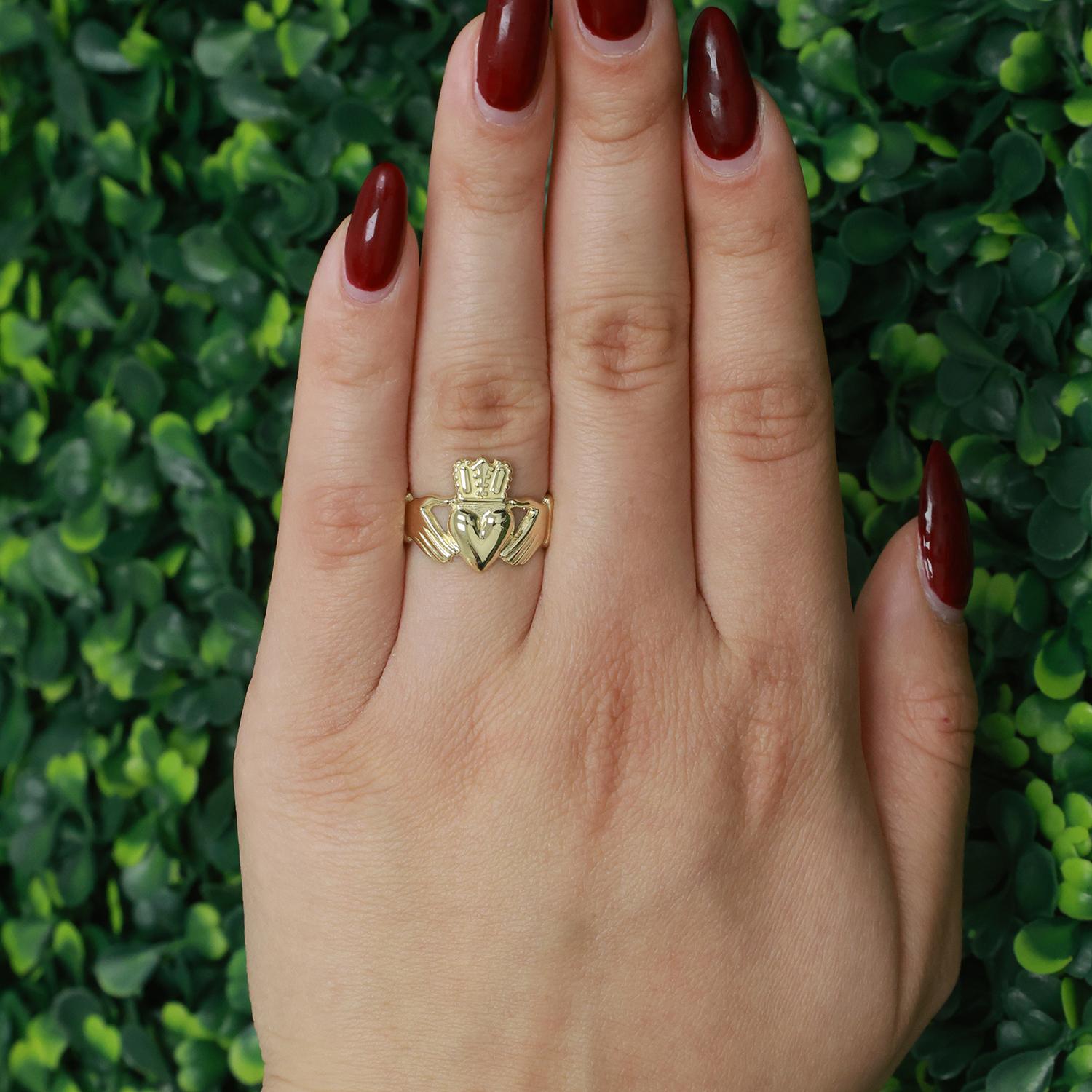 Claddagh Love Ring 14K Yellow Gold Size 6.25 Vintage Estate