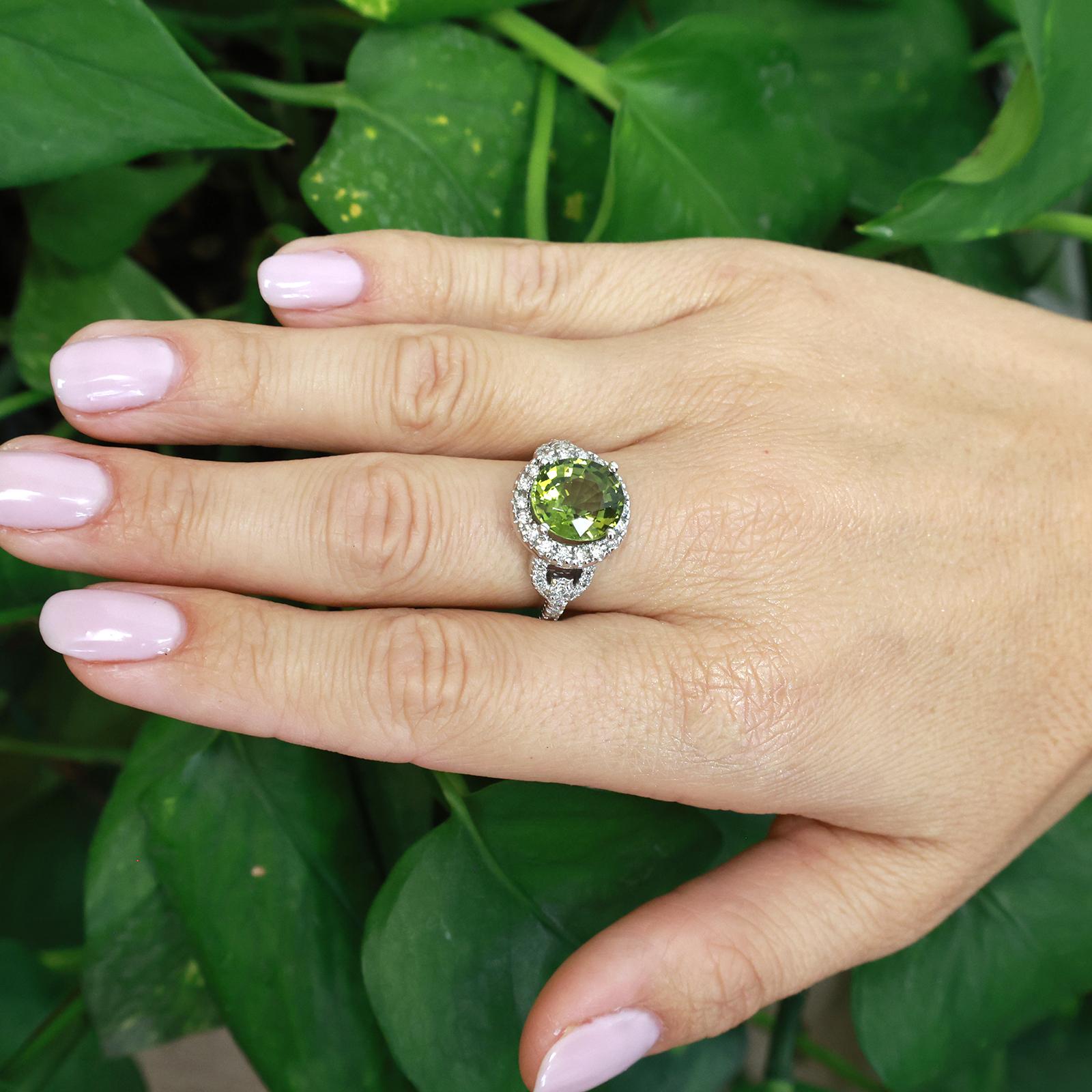 Natural Green Tourmaline Diamond Halo Ring 18K White Gold 5.50 CTW Size 7