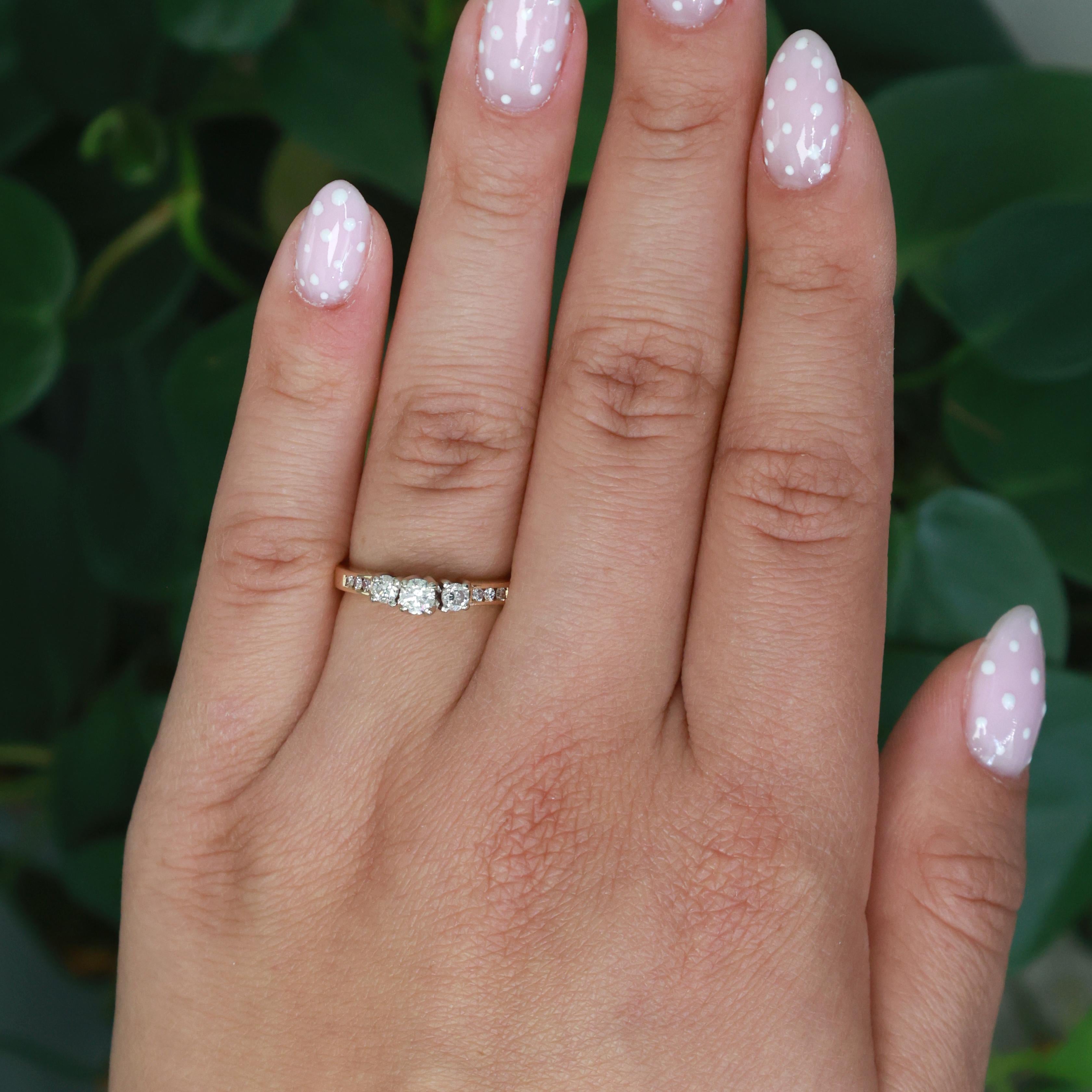 3-Stone Diamond Wedding Engagement Band Ring 14K Gold 0.45 TW Size 8