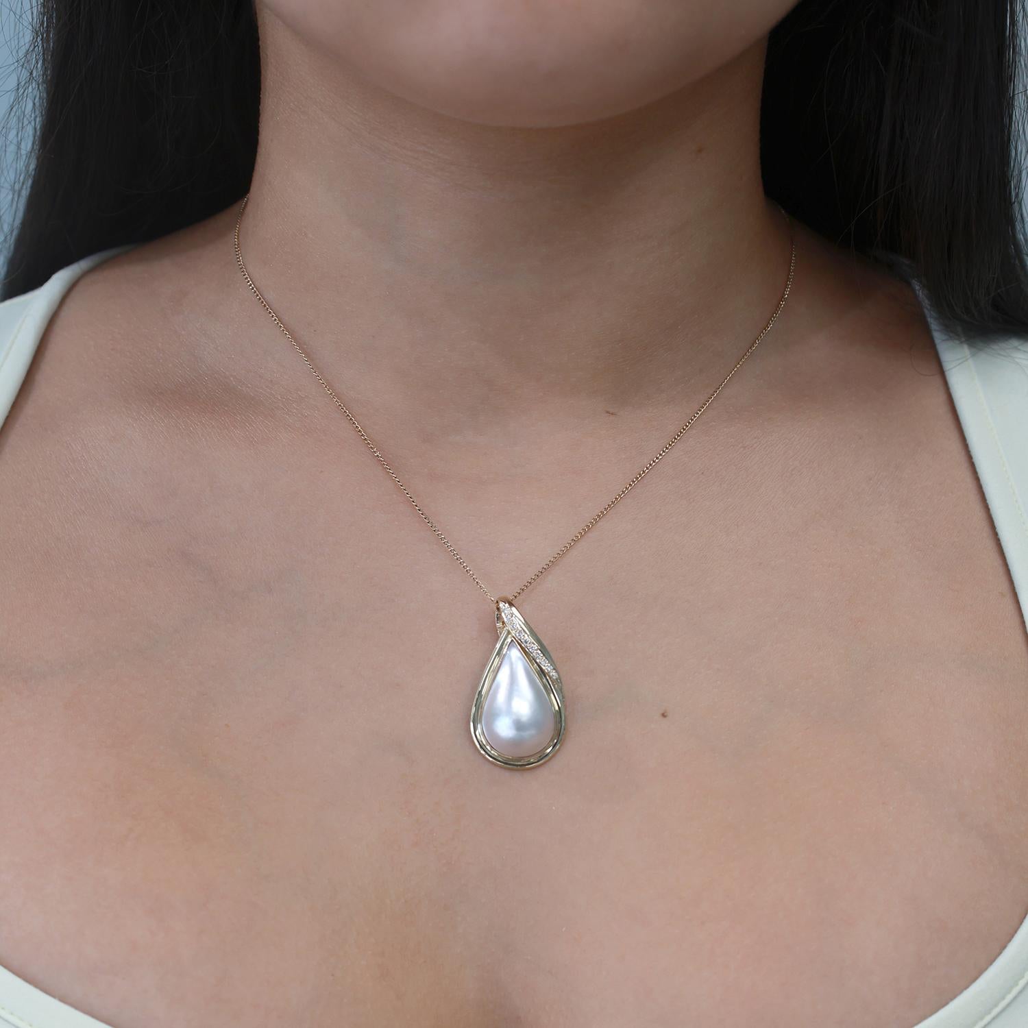 Vintage Mabe Pearl Diamond Teardrop Pendant 14K Yellow Gold Snap Clasp 1.35"