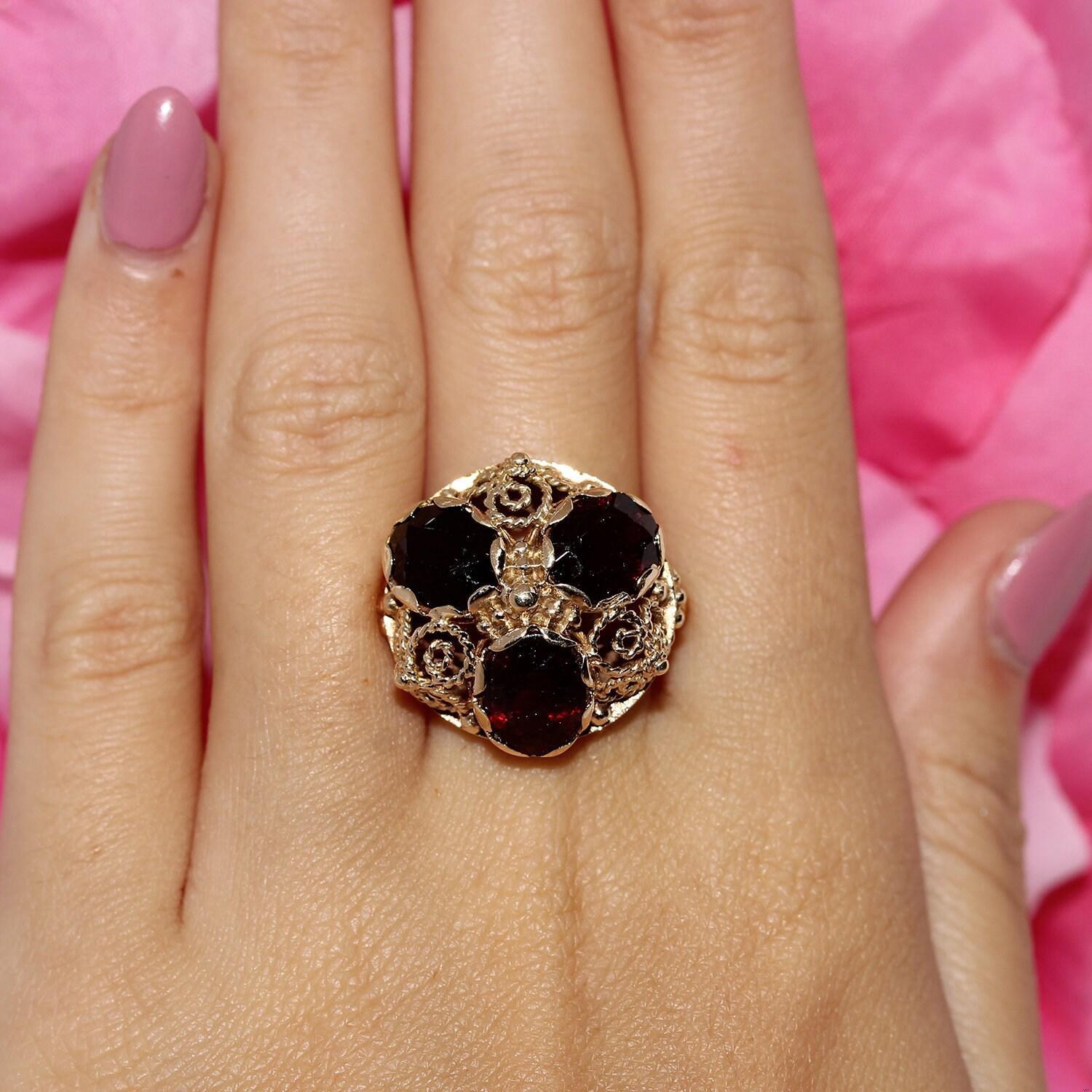 Filigree Garnet Gemstone Floral Statement Ring 14K Yellow Gold 6.60 TW Size 6.25