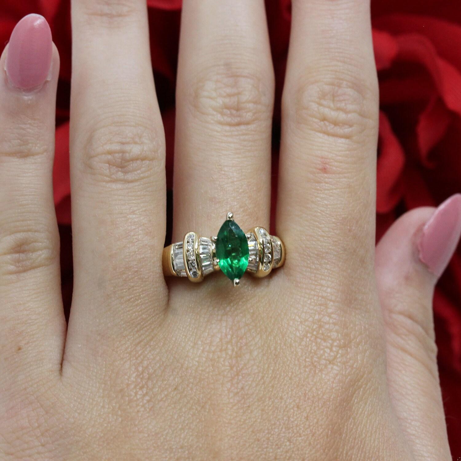 Solitaire Green Emerald Diamond Accent Cocktail Ring 14K Yellow Gold Size 8