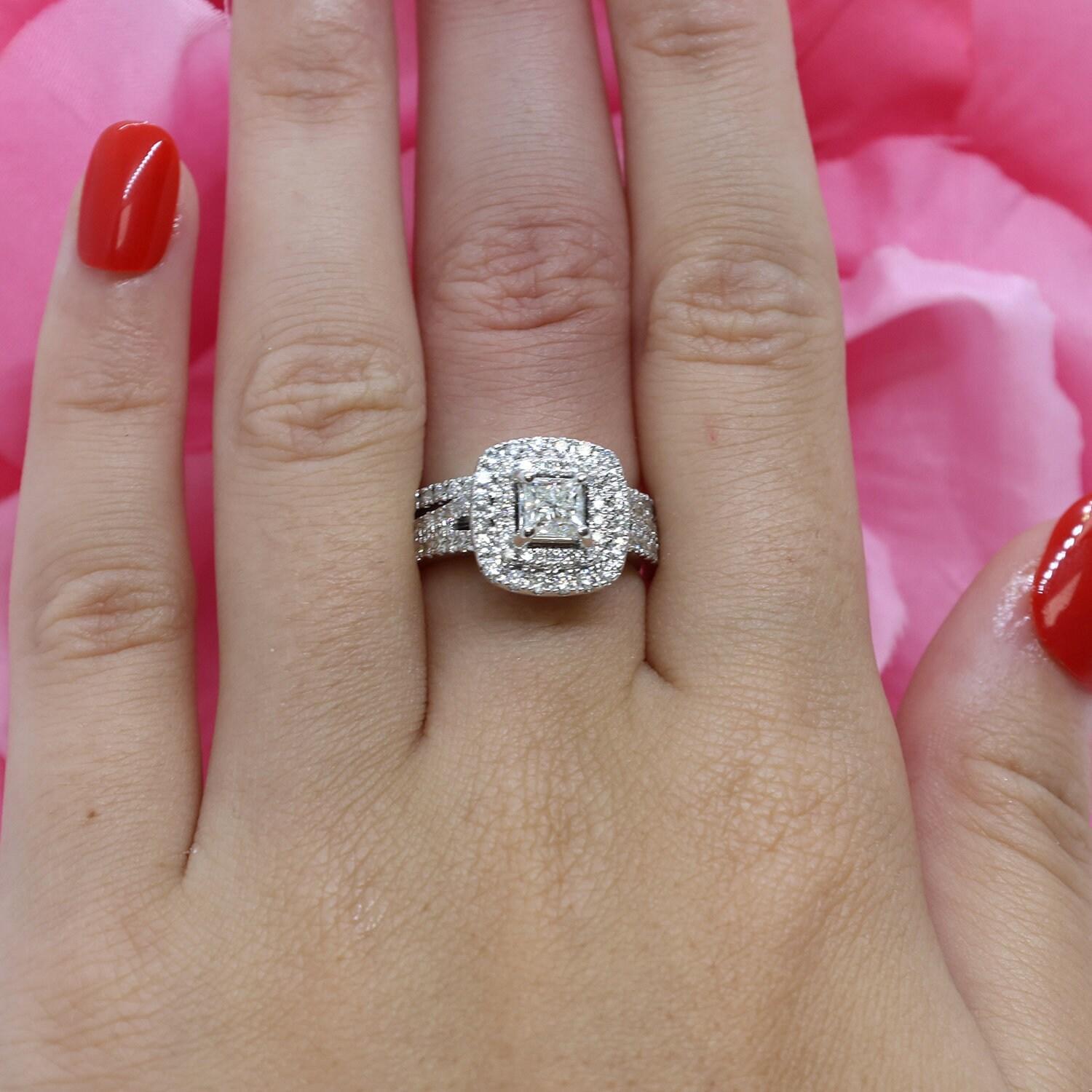 Vera Wang Love Diamond Halo Wedding Ring Set 14K White Gold 2.07 TW Size 4.25