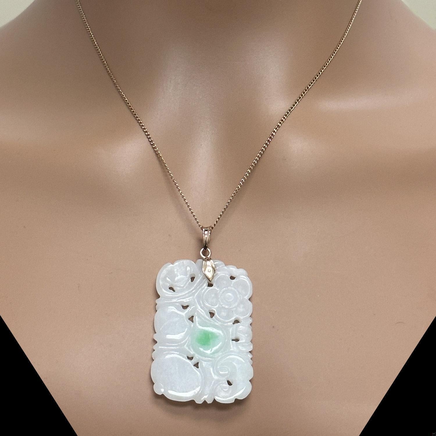 Vintage Carved White & Green Jade Pendant 14K Yellow Gold Unisex Estate 2"