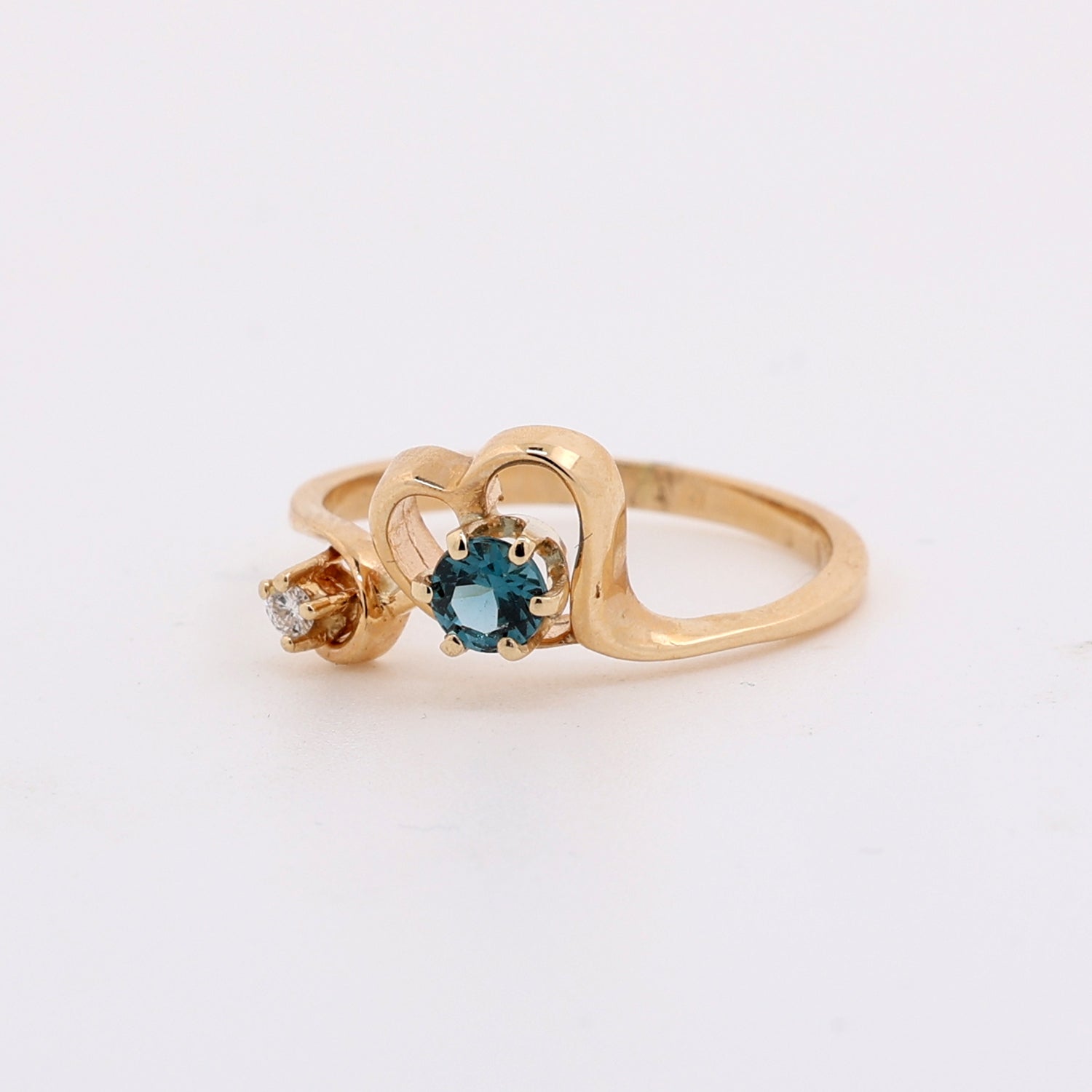 Vintage London Blue Topaz Diamond Heart Ring 14K Yellow Gold 0.28 TW Ladies 6.75