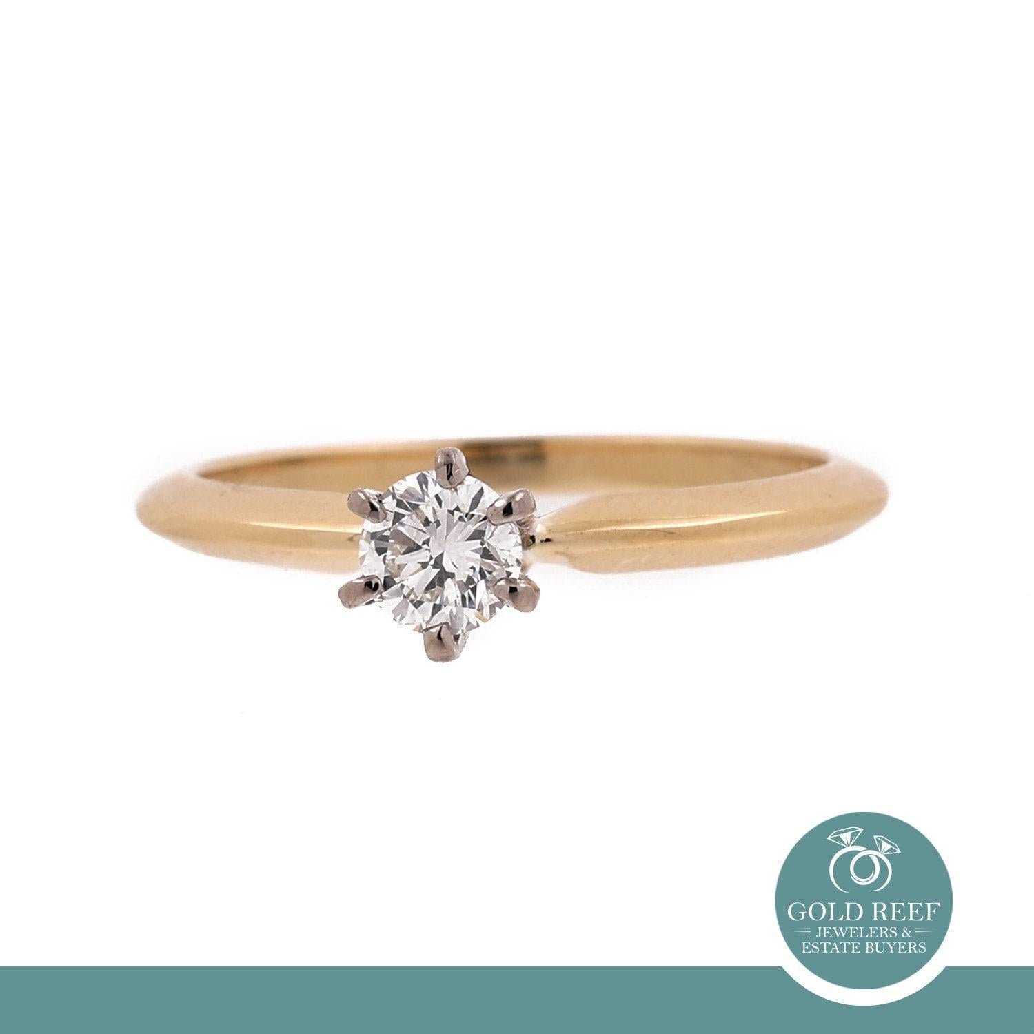 0.33 TW Solitaire Round Diamond Engagement Ring 18K Gold Size 7