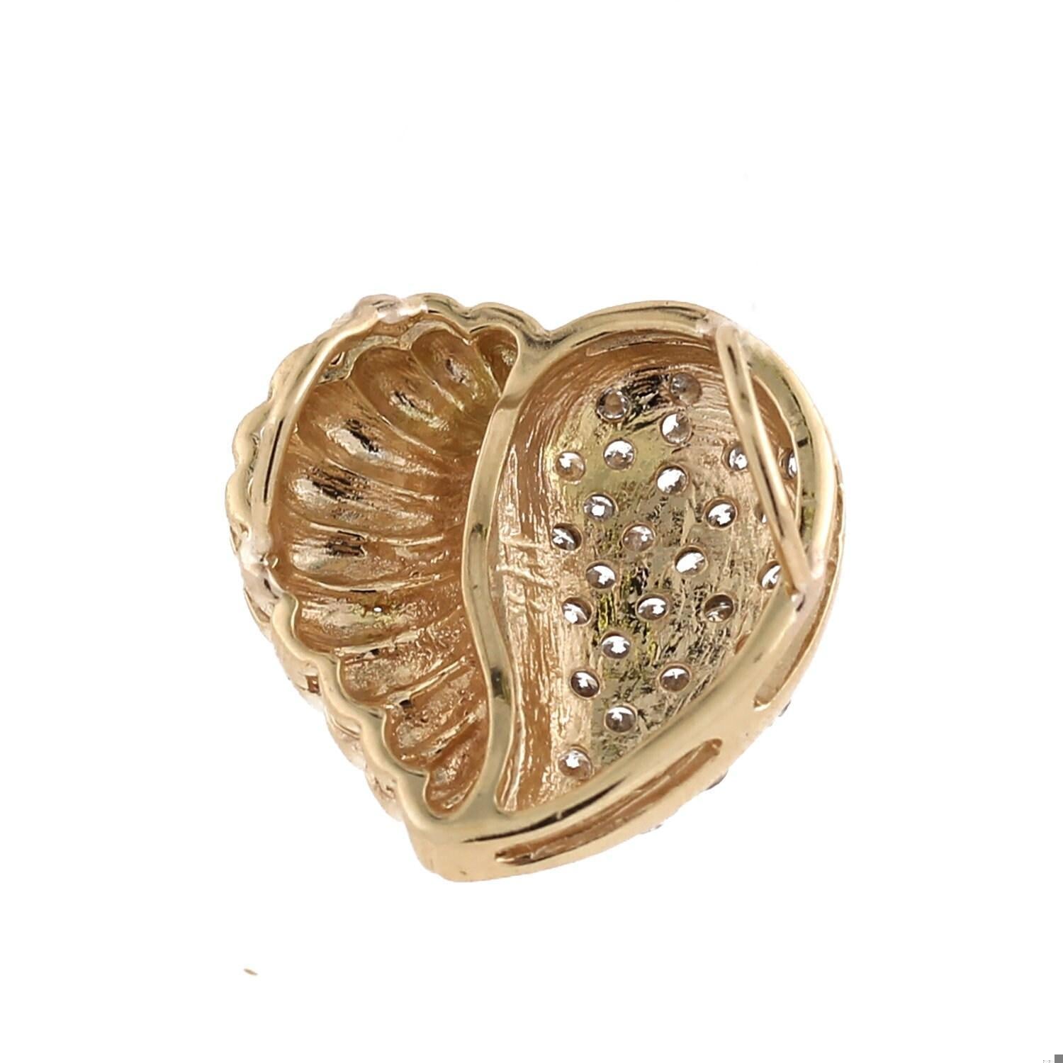 1.00TW Cluster Diamond Ribbed Heart Slider Pendant 14K Yellow Gold