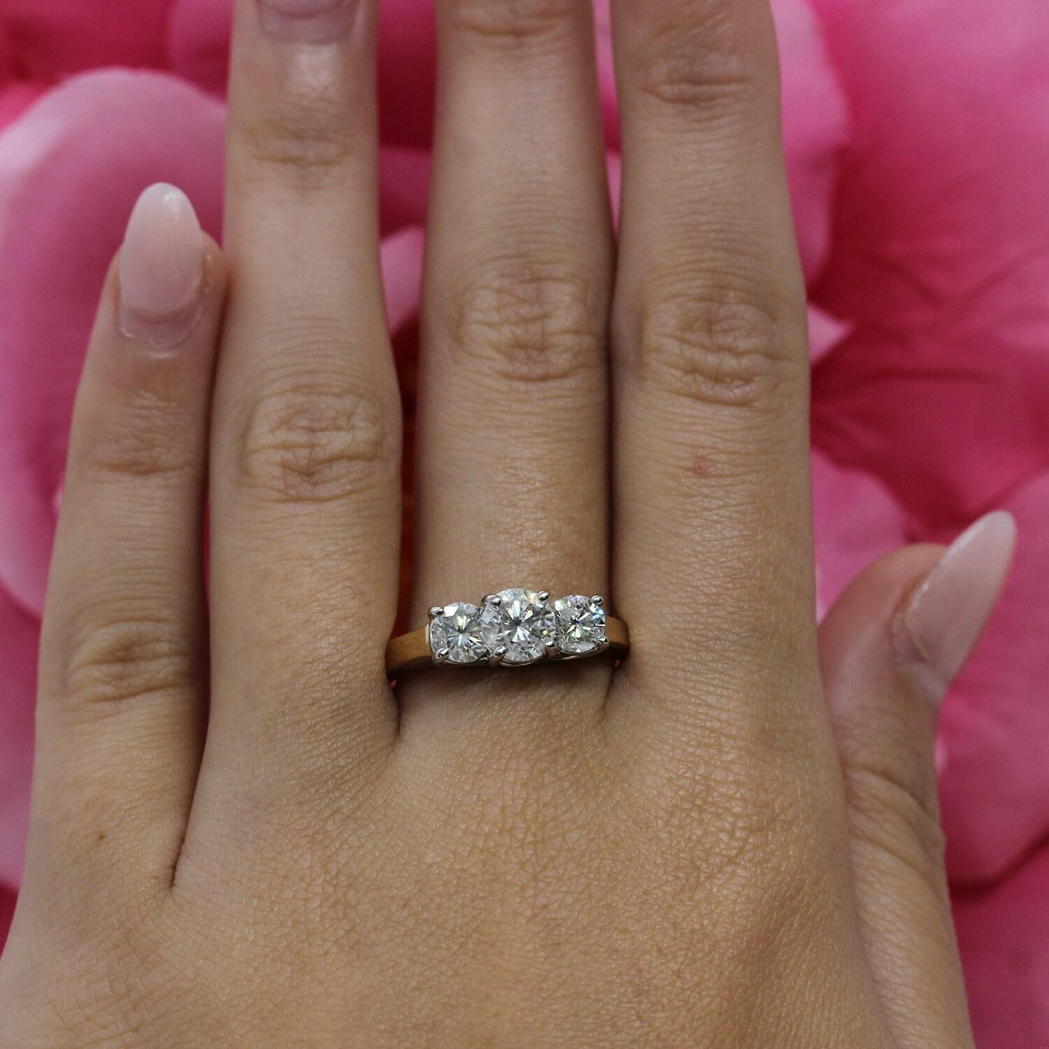 1.36 TW 3-Stone Diamond Band Ring 14K Two-Tone Gold Round Diamonds SZ 8.25