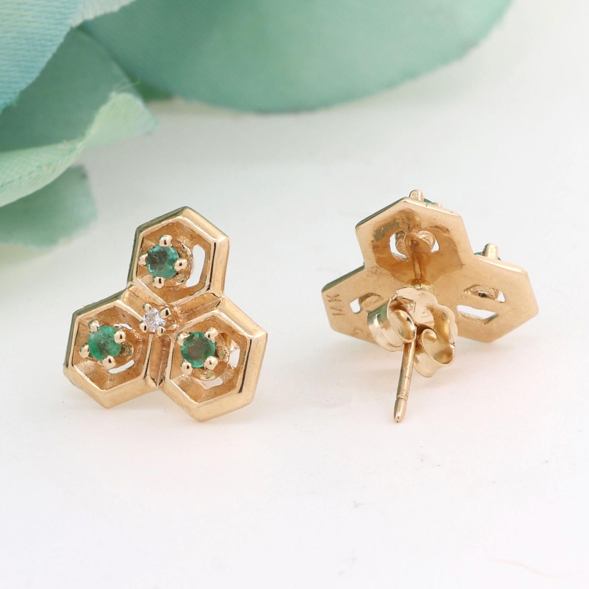 Vintage Emerald Diamond Stud Earrings 14K Yellow Gold 0.28 CTW Ladies Estate