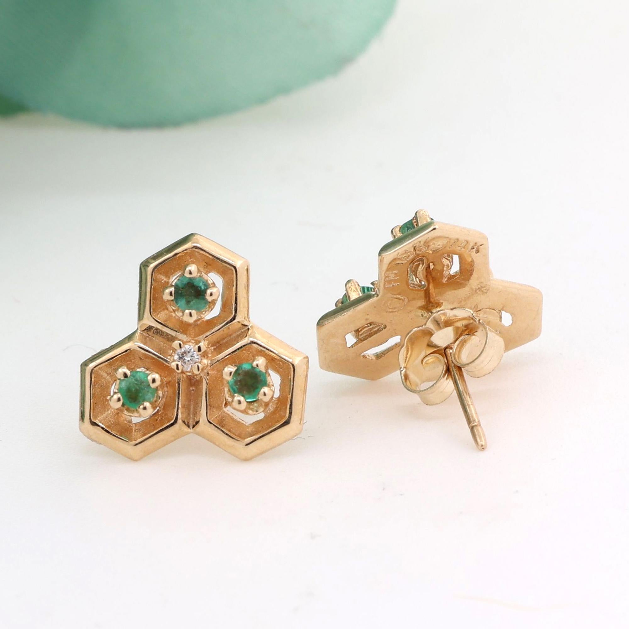 Vintage Emerald Diamond Stud Earrings 14K Yellow Gold 0.28 CTW Ladies Estate
