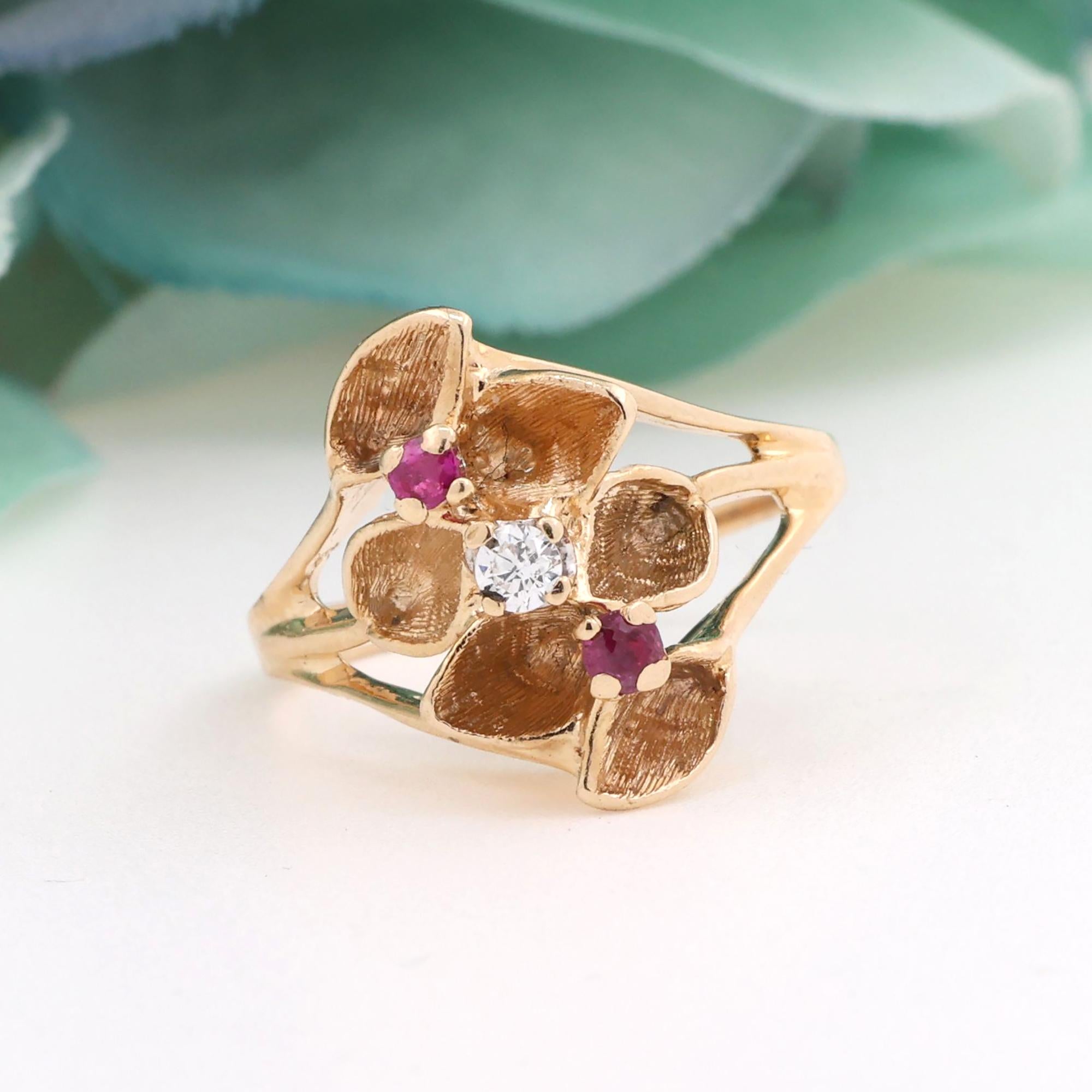 Vintage Floral Leaf Pink Topaz Diamond Ring 14K Brushed Yellow Gold Size 7.25