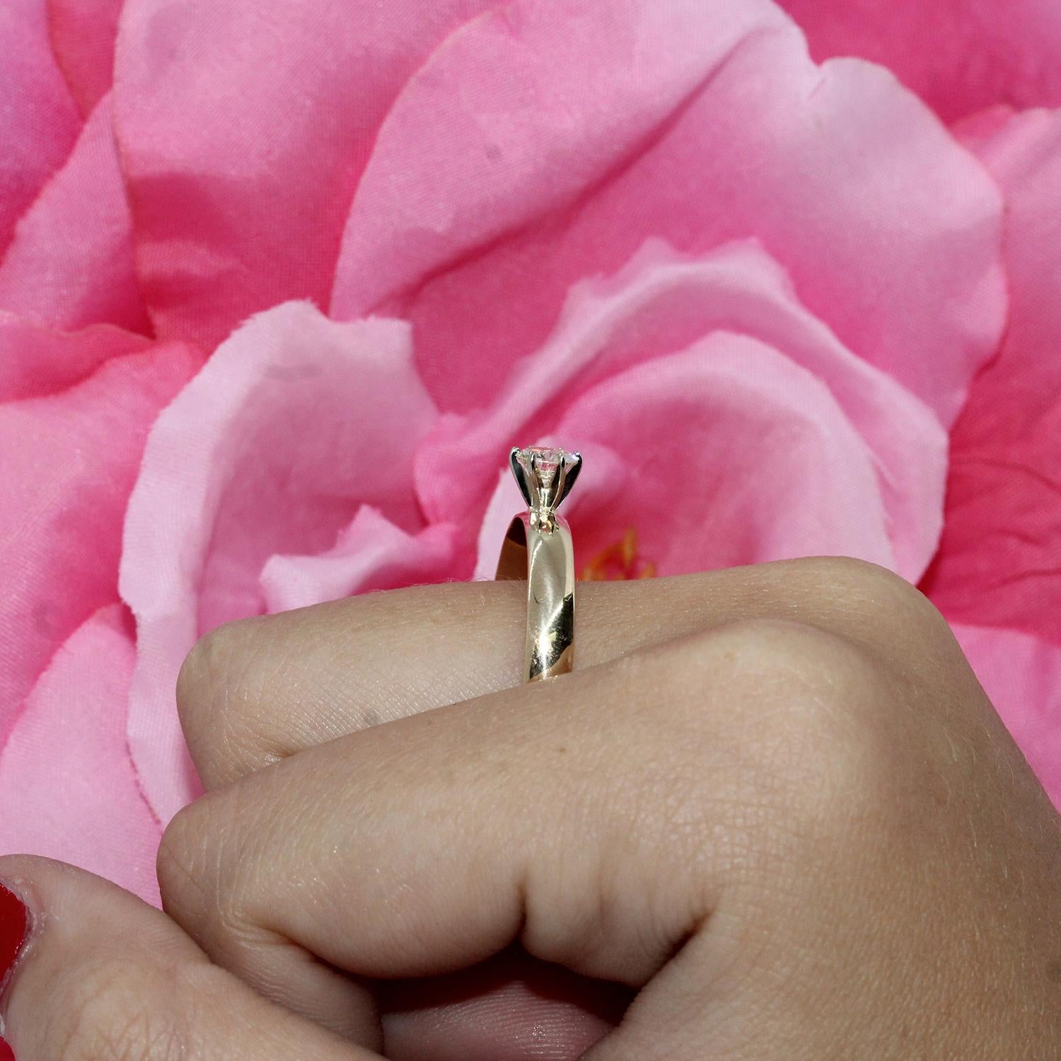 0.38 CT Round Diamond Solitaire Engagement Ring 14K Yellow Gold Size 12.5 Estate