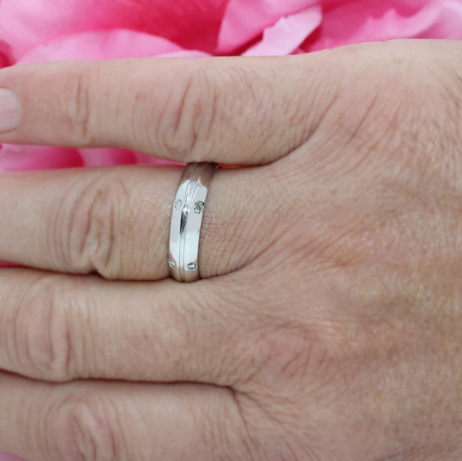 14K White Gold Gypsy Flush Set Diamond Band Ring 0.30CTW Size 11 Estate