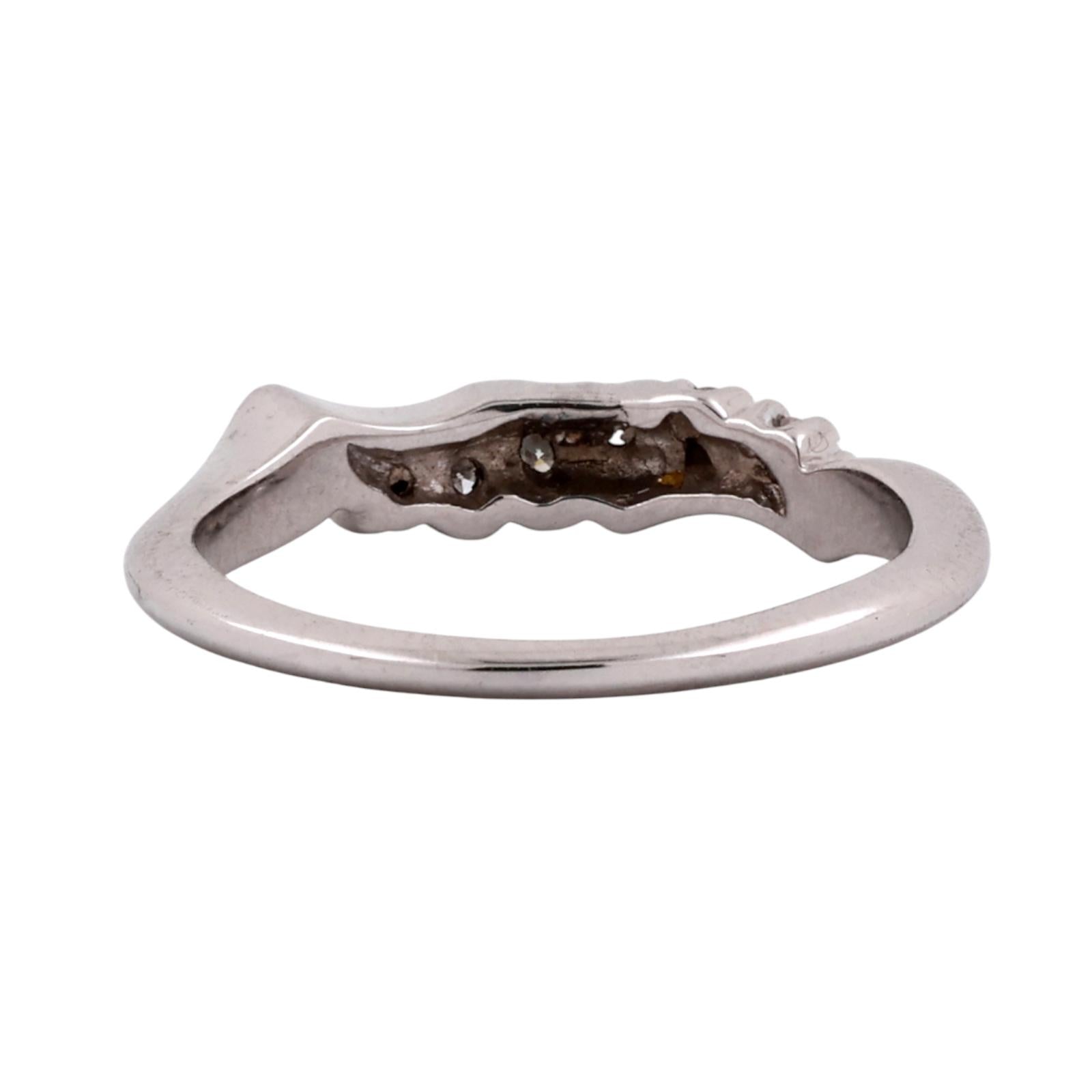 14K White Gold 0.12 CTW Natural Diamond Curved Contour Wedding Band Ring Sz 6.25