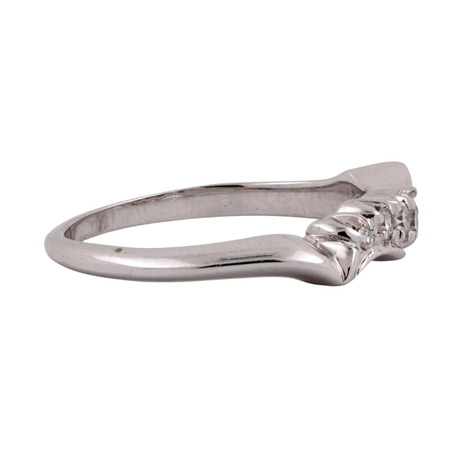 14K White Gold 0.12 CTW Natural Diamond Curved Contour Wedding Band Ring Sz 6.25