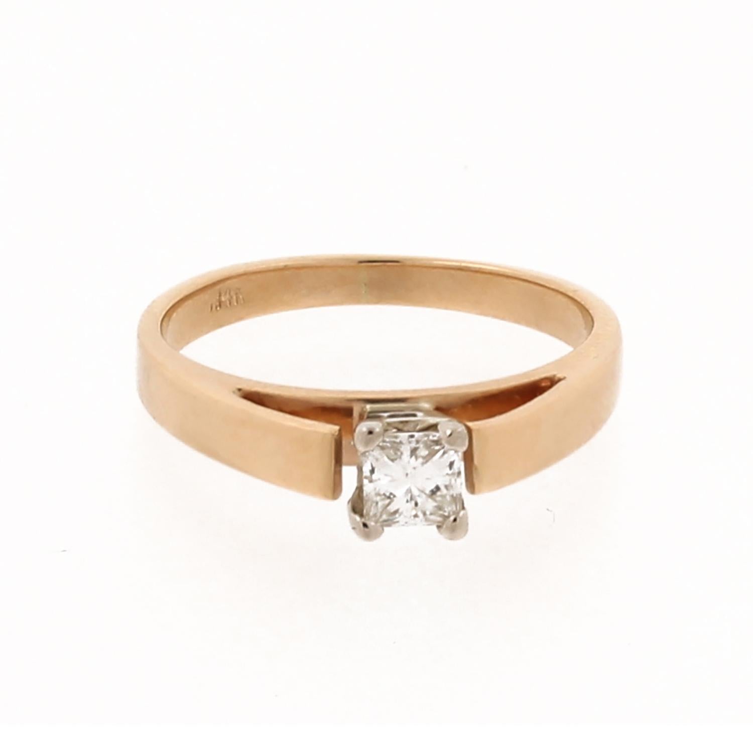 Solitaire Princess Cut Diamond Engagement Ring 14K Gold 0.30 CT Size 4.75 Ladies