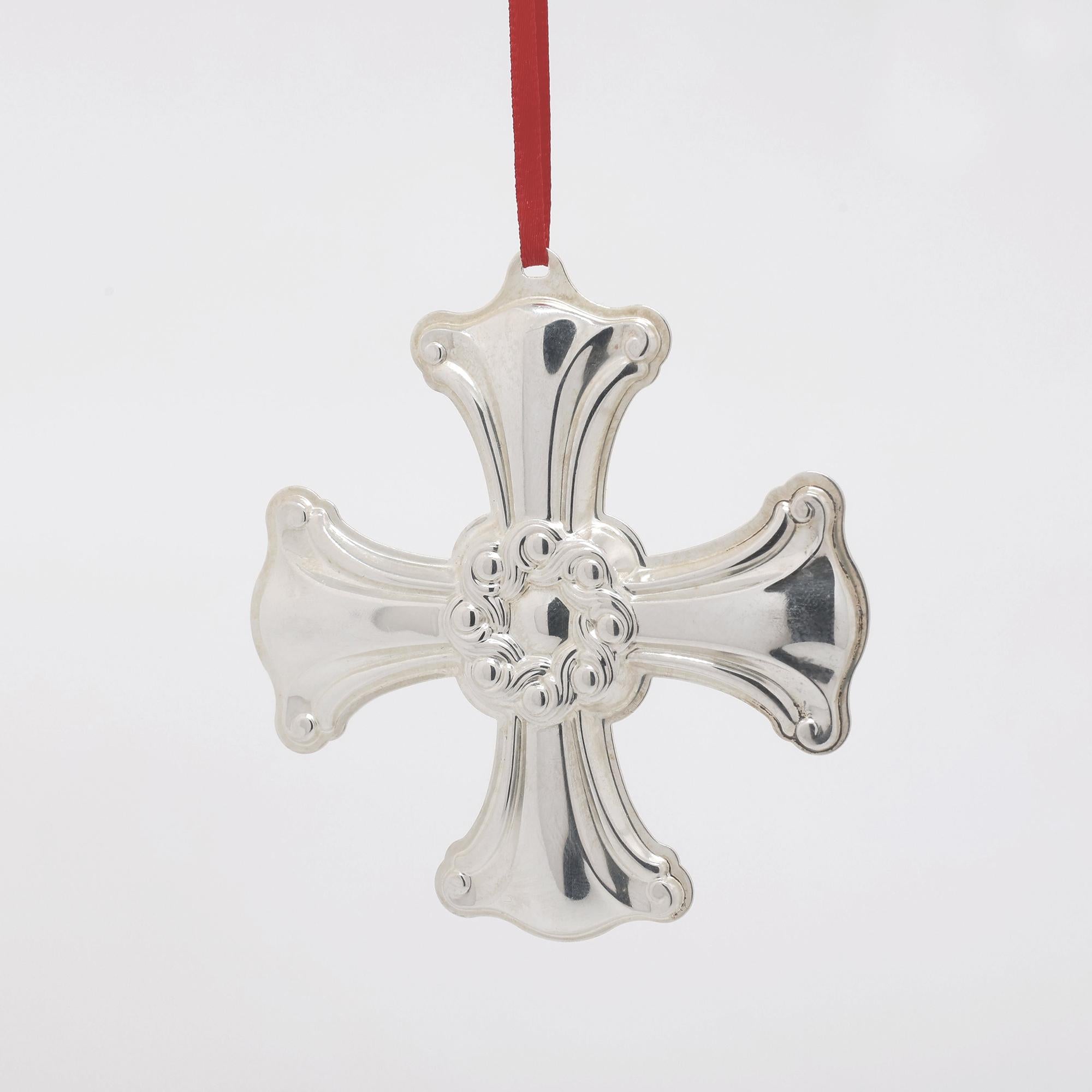 Reed and Barton Best of the Season Annual Christmas Cross Ornament 2001