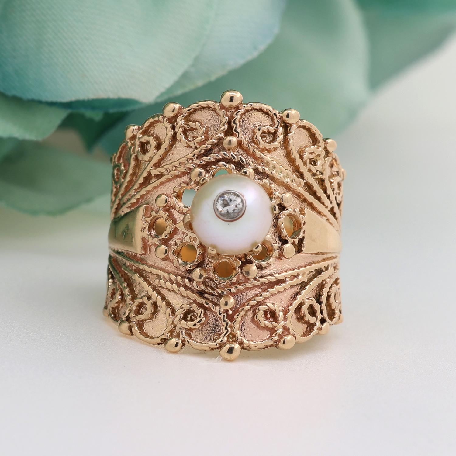 Vintage Pearl Diamond Filigree Ring Full Finger 14K Yellow Gold Size 8.25 Estate