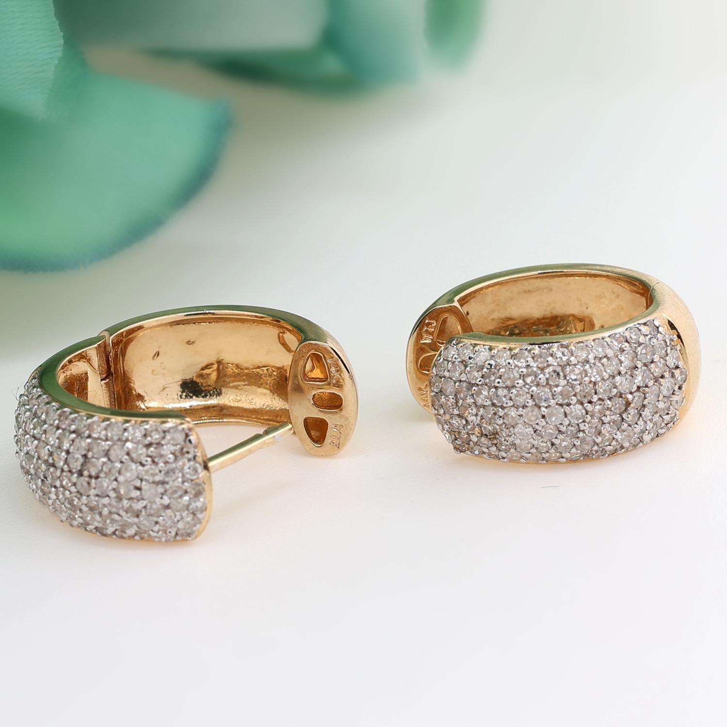 Cluster Diamond Round Huggie Hoop Earrings 14K Yellow Gold 1.50 TW 0.75" Estate