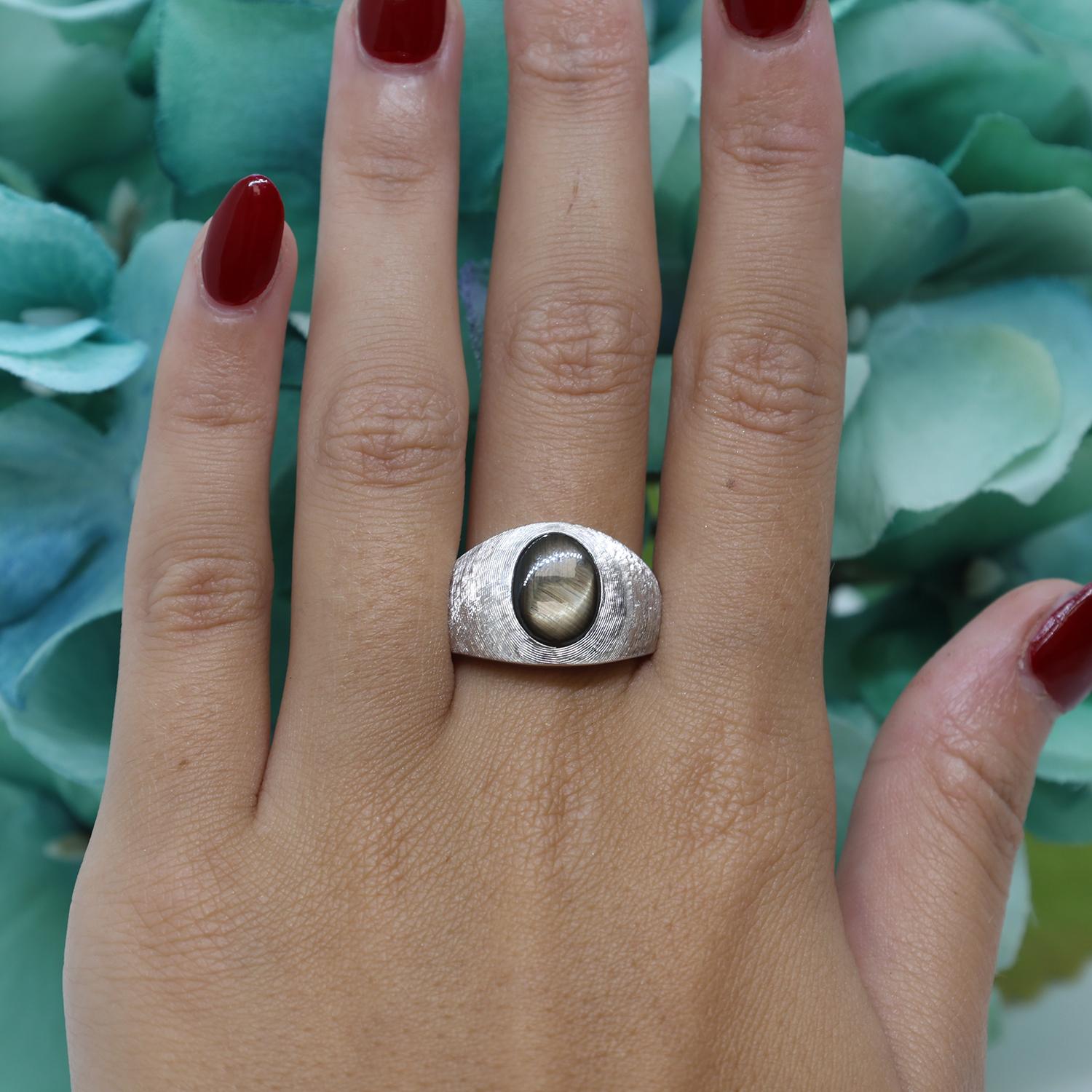 Diopside Cabochon Signet Ring 14K White Gold Oval Gem Size 7.75 Unisex Estate