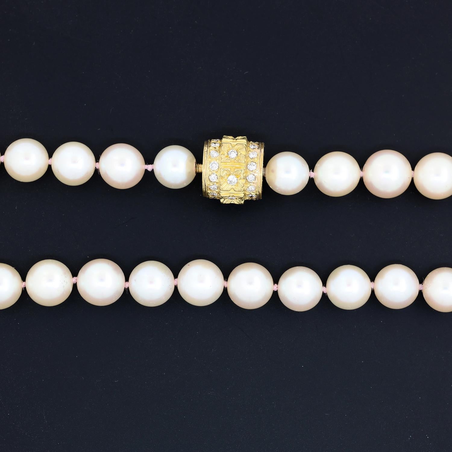 Vintage Estate Freshwater Pearl Necklace 18K Yellow Gold Diamond Clasp 36"