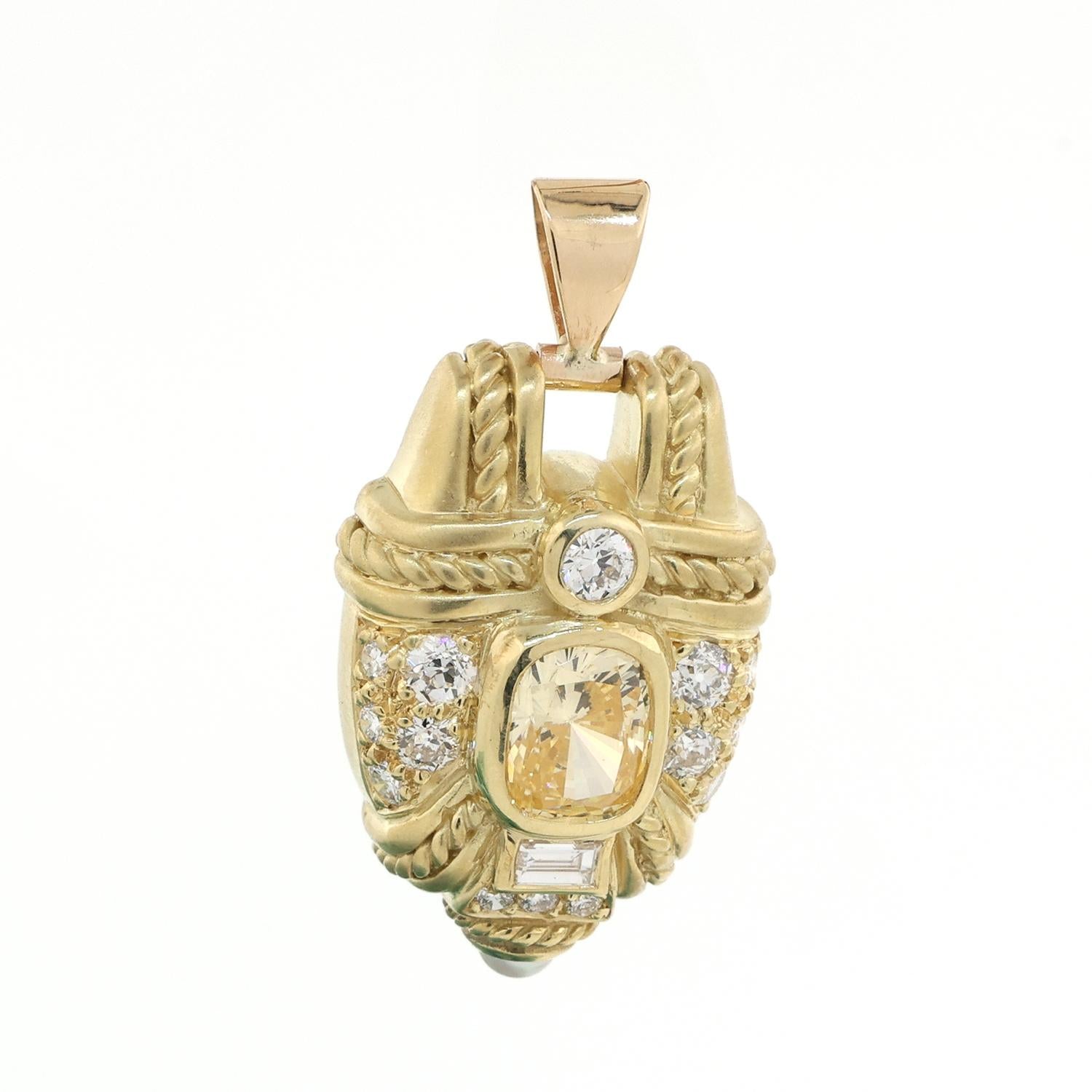 Judith Ripka Canary Crystal Diamond Pearl Pendant 18K Yellow Gold 1.50 CTW 1.50"