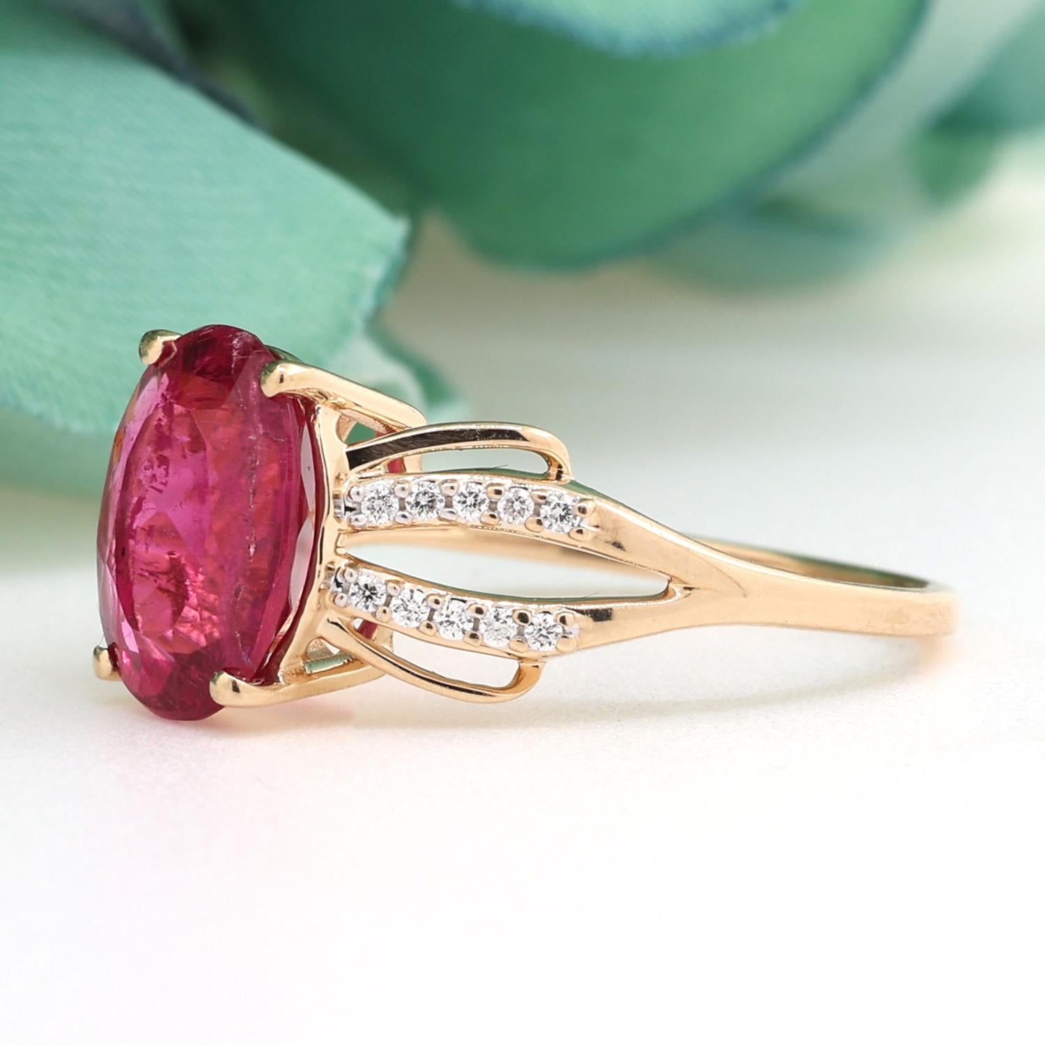 Pink Tourmaline Diamond Ring 14K Yellow Gold 3.70 CTW Size 7.25 Ladies Estate