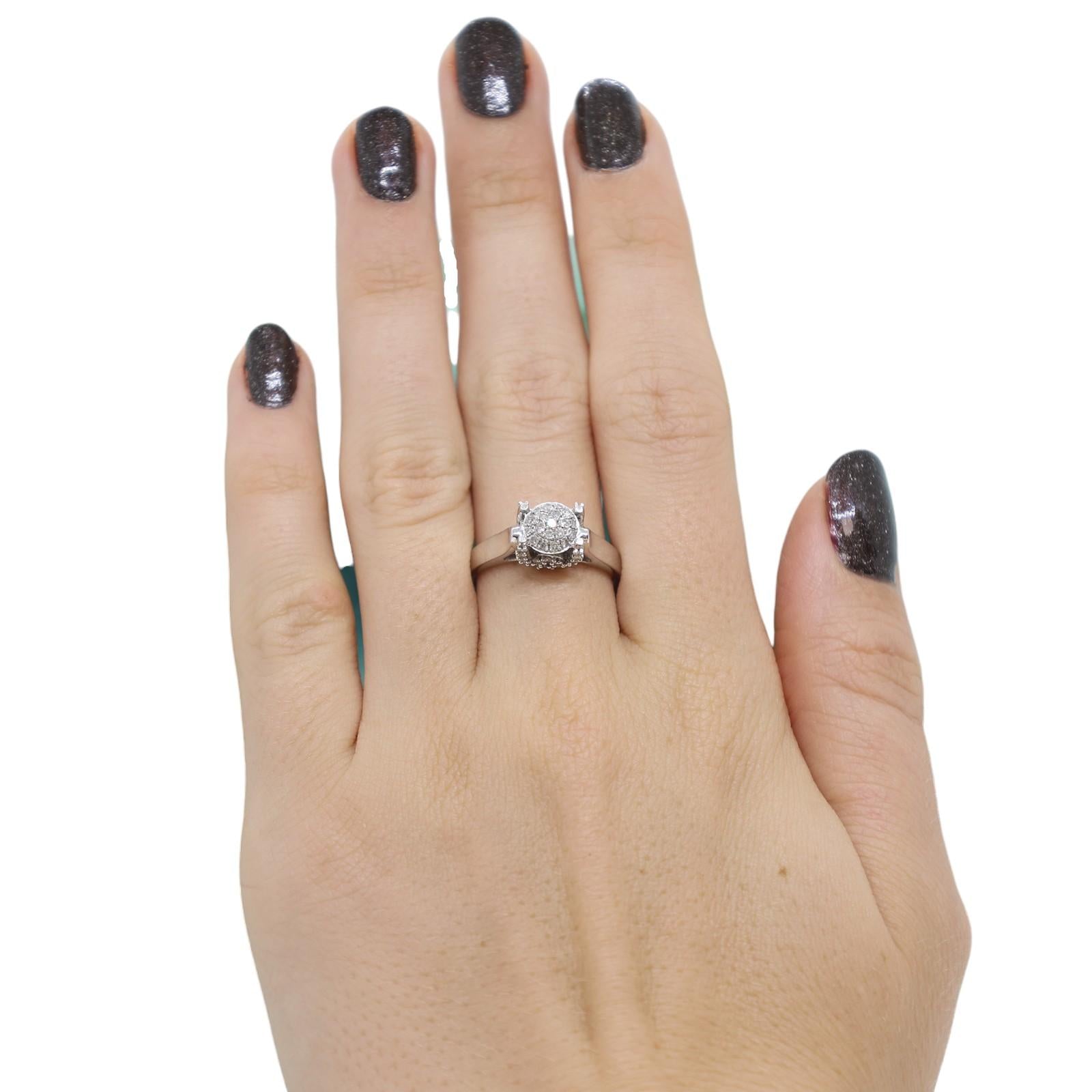 10K White Gold 0.50CTW Diamond Cluster Ring Size 7 Halo Estate Promise Ring