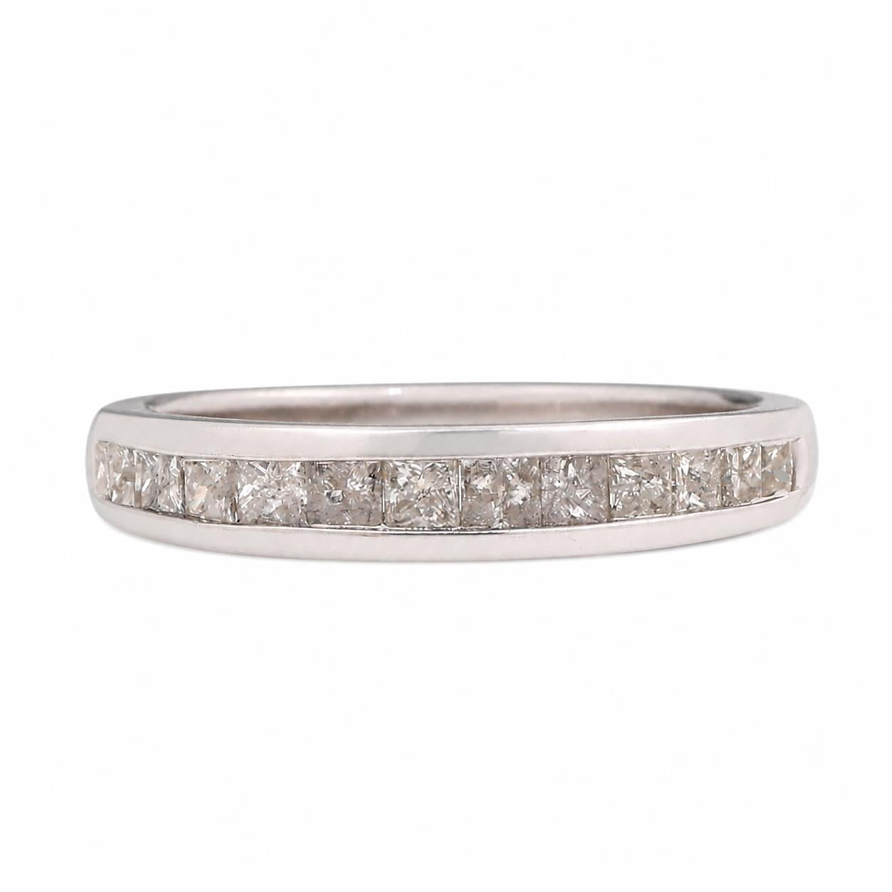 10K White Gold 0.75CTW Channel Set Diamond Wedding Band Ring Size 7.25 Estate