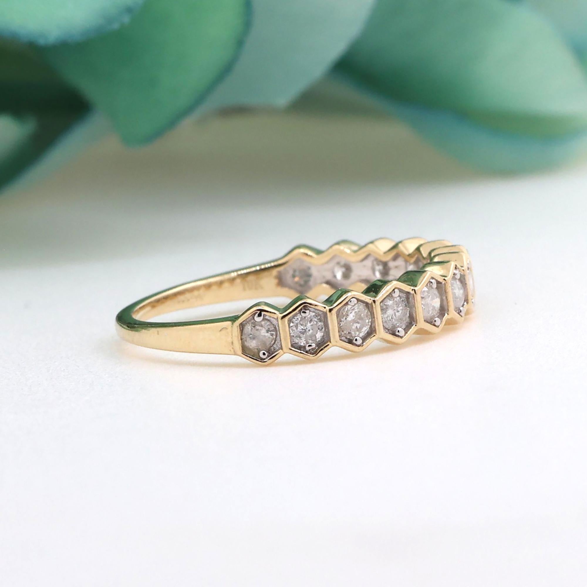 10K Two Tone Gold 0.45CTW Diamond Wedding Band Ring Size 8 Stackable Estate