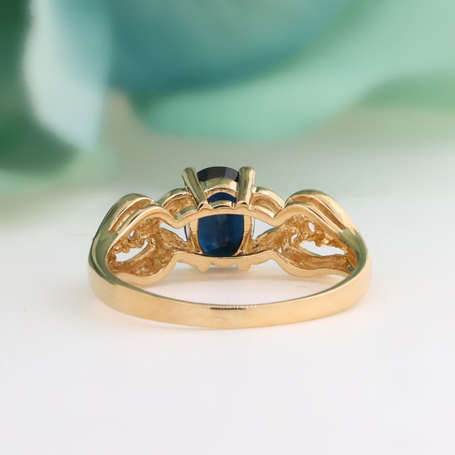 Sapphire Diamond Cocktail Ring 18K Yellow Gold 1.20 CTW Size 7 Ladies Estate