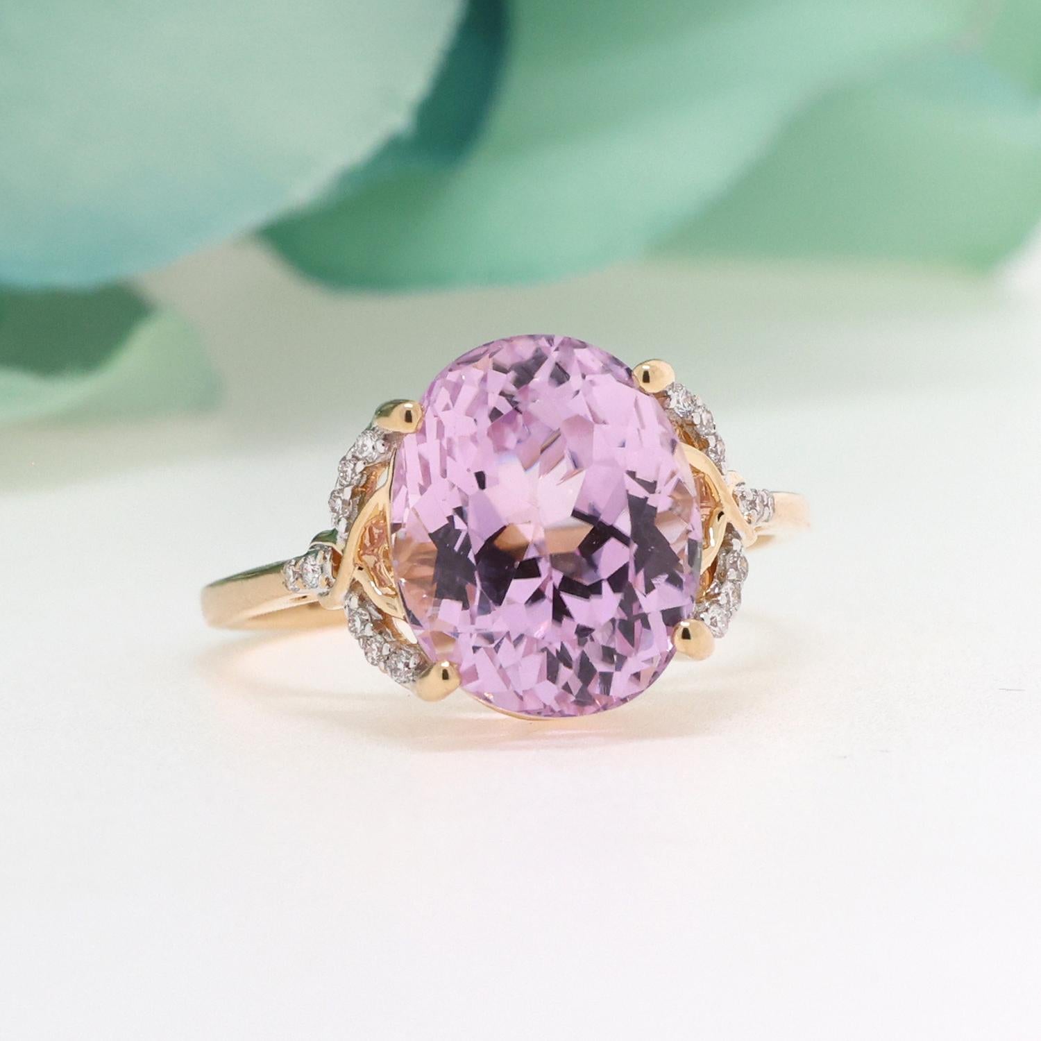 Pink Kunzite Diamond Cocktail Ring 18K Yellow Gold 5.91 CTW Size 7 Ladies Estate