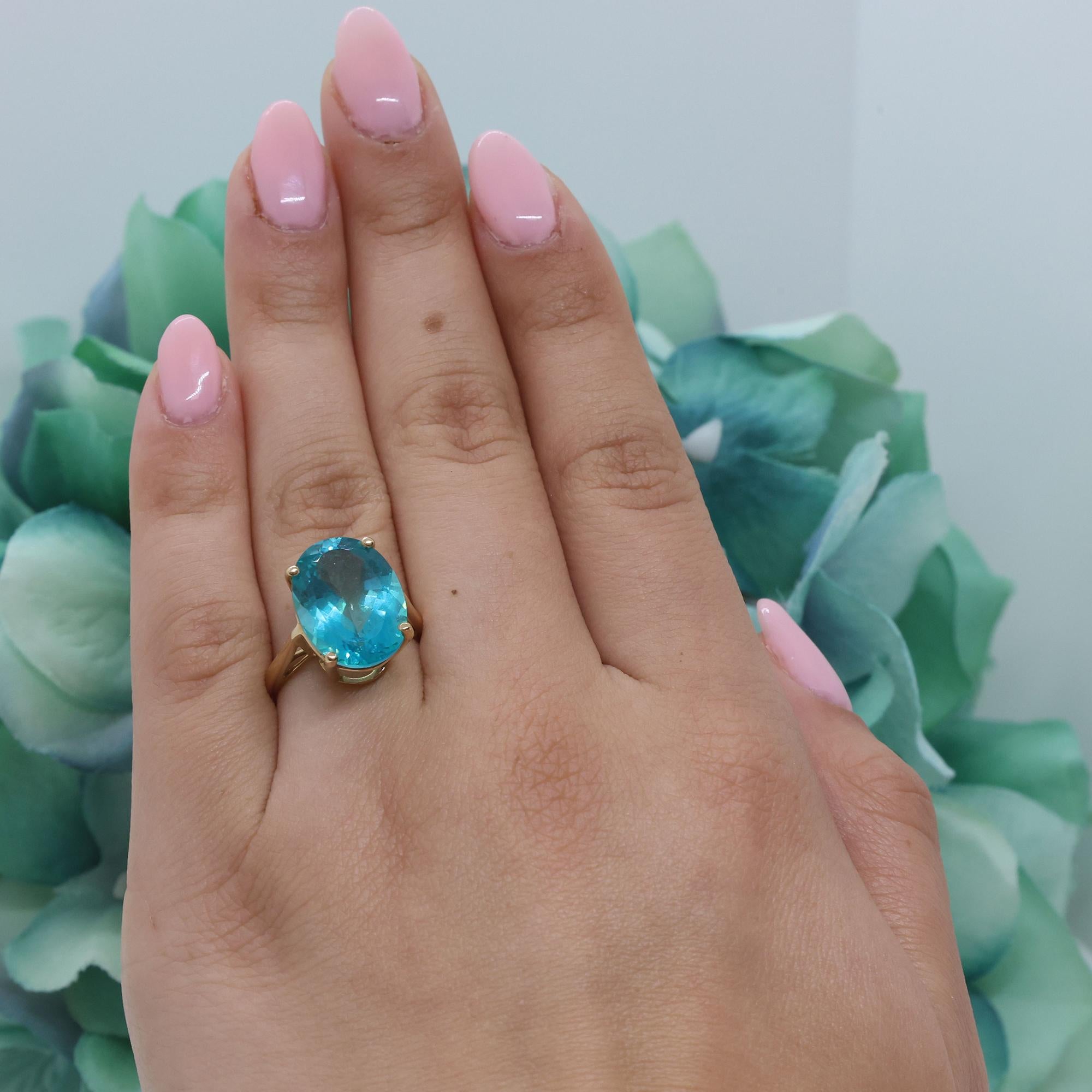 Oval Cut Blue Topaz Solitaire Ring 10K Yellow Gold 11.60 CT Size 7.25 Estate