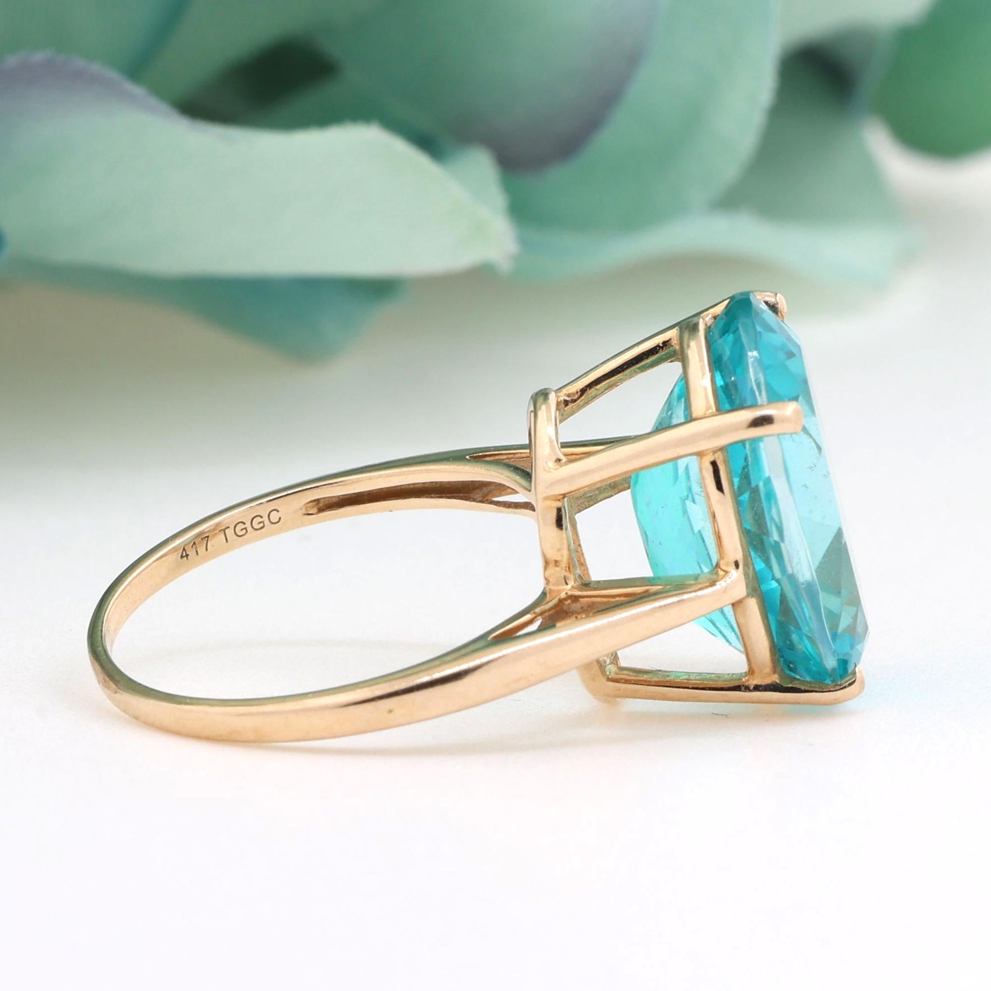 Oval Cut Blue Topaz Solitaire Ring 10K Yellow Gold 11.60 CT Size 7.25 Estate