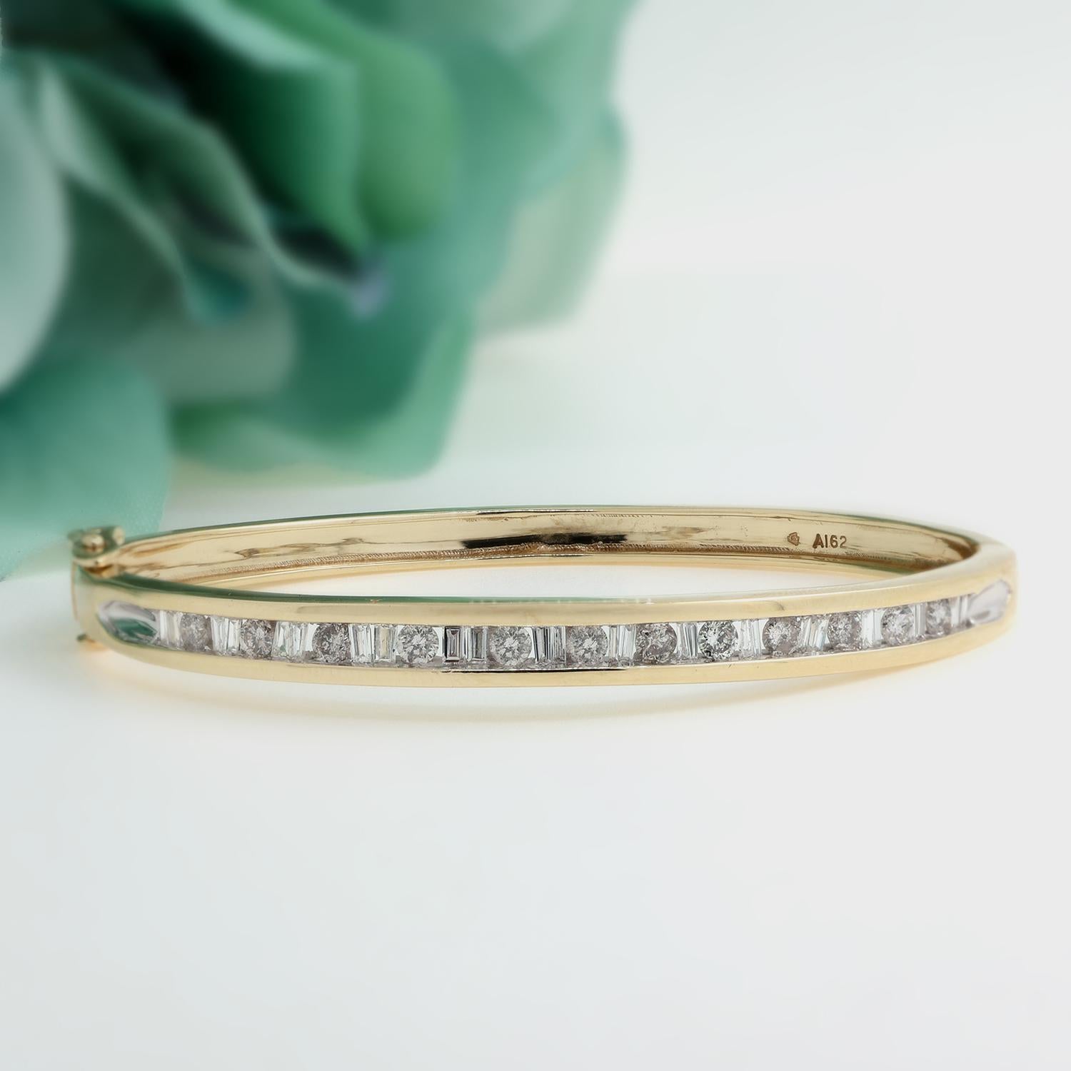 Diamond Bangle Bracelet 10K Gold 1.62 TW Round & Baguette Diamonds 6.75" Estate