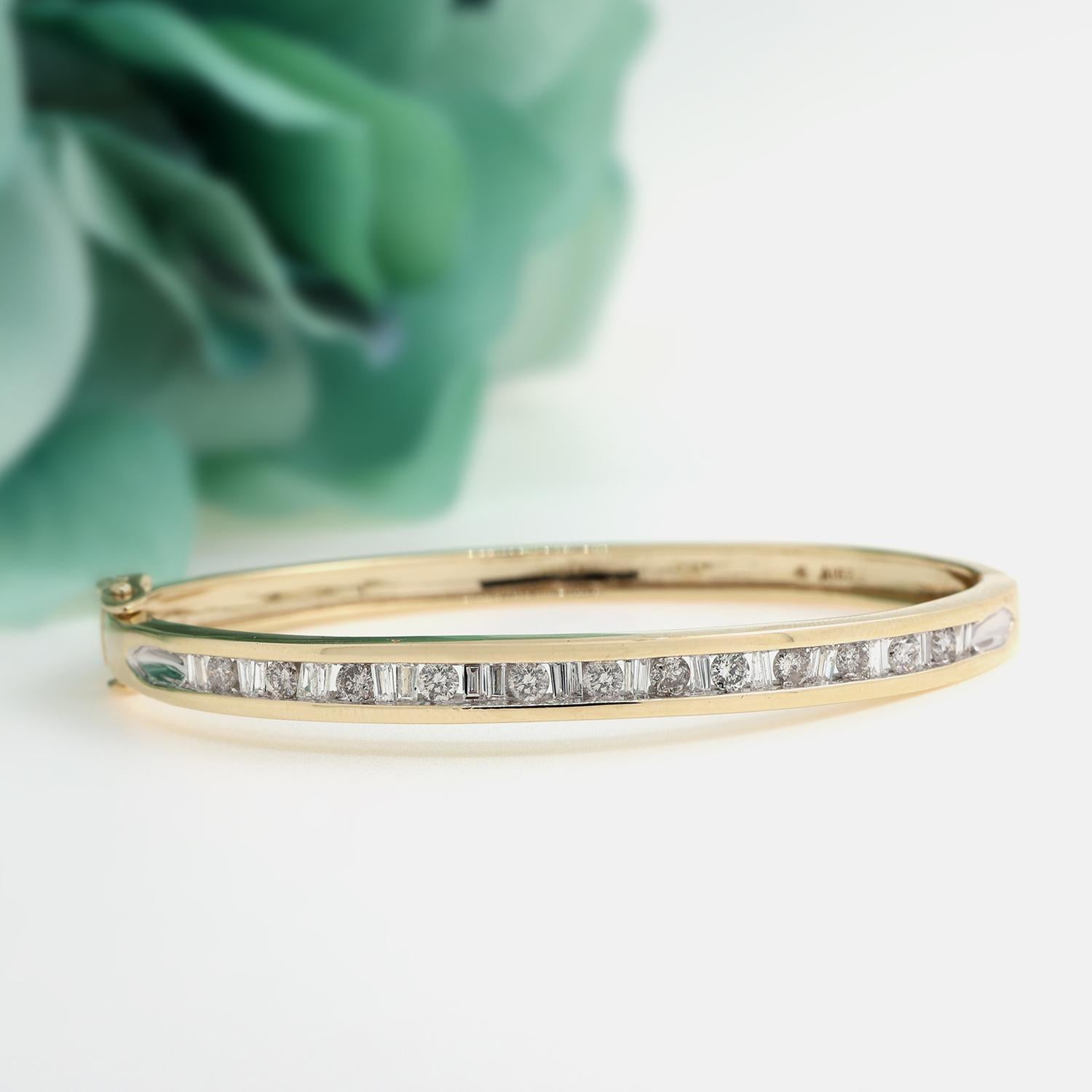 Diamond Bangle Bracelet 10K Gold 1.62 TW Round & Baguette Diamonds 6.75" Estate