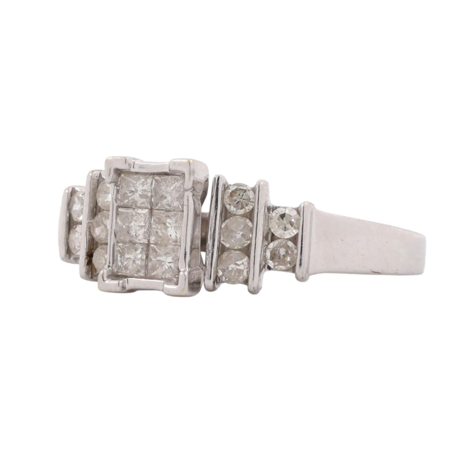 10K White Gold 0.35CTW Princess & Round Diamond Ring Vintage Estate Size 7