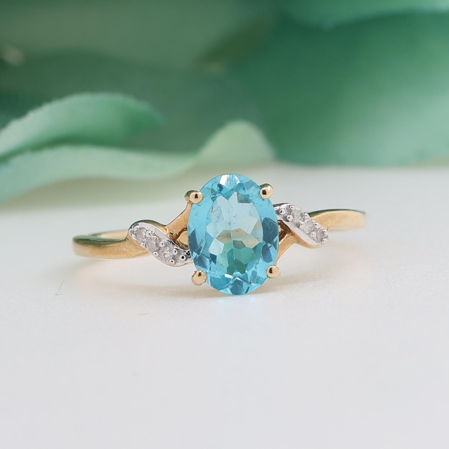 Blue Apatite Diamond Accent Cocktail Ring 10K Gold 1.24 CTW  Ladies Size 7.25