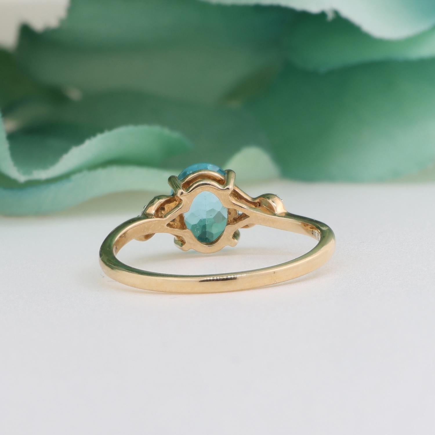 Blue Apatite Diamond Accent Cocktail Ring 10K Gold 1.24 CTW  Ladies Size 7.25