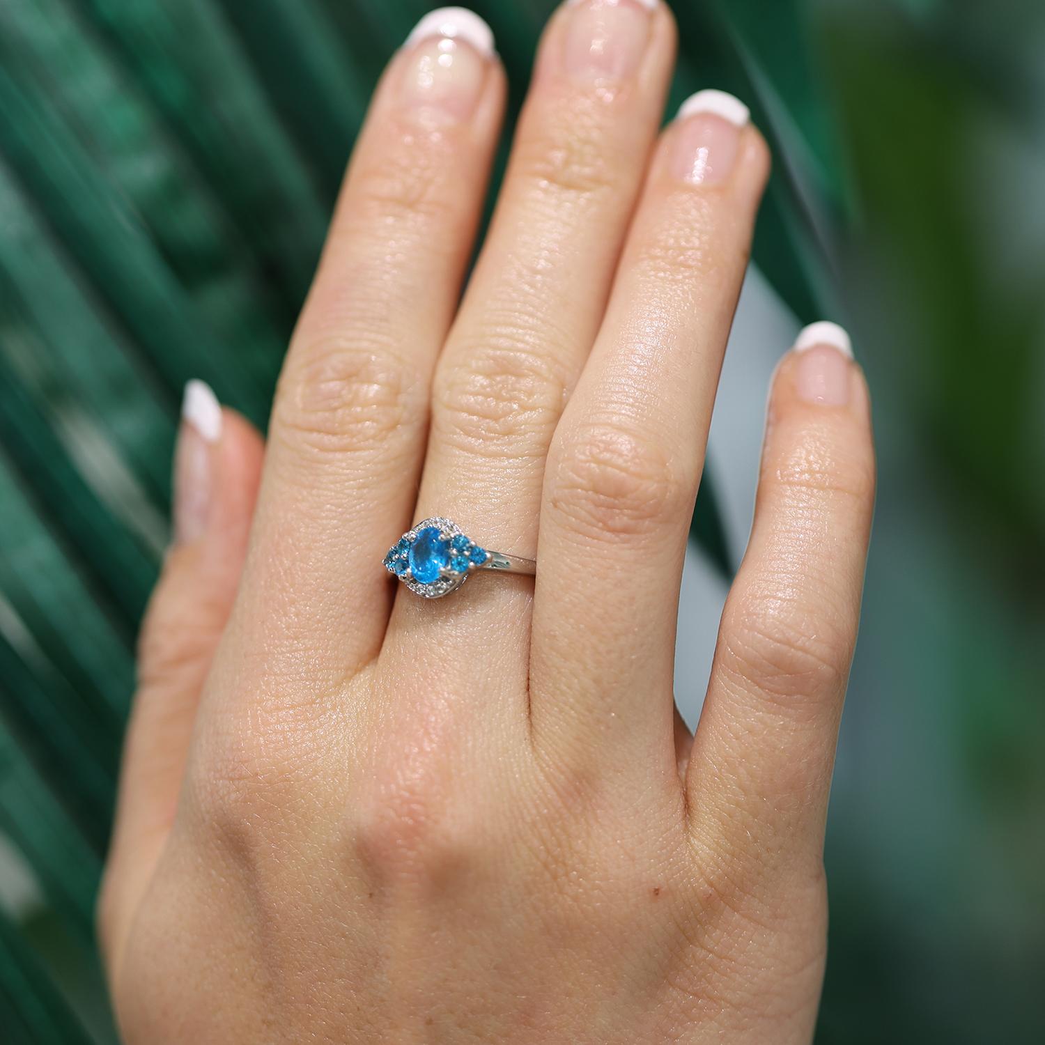 Neon Blue Apatite Topaz Cocktail Ring 10K White Gold 1.30 CTW Ladies Size 7.25