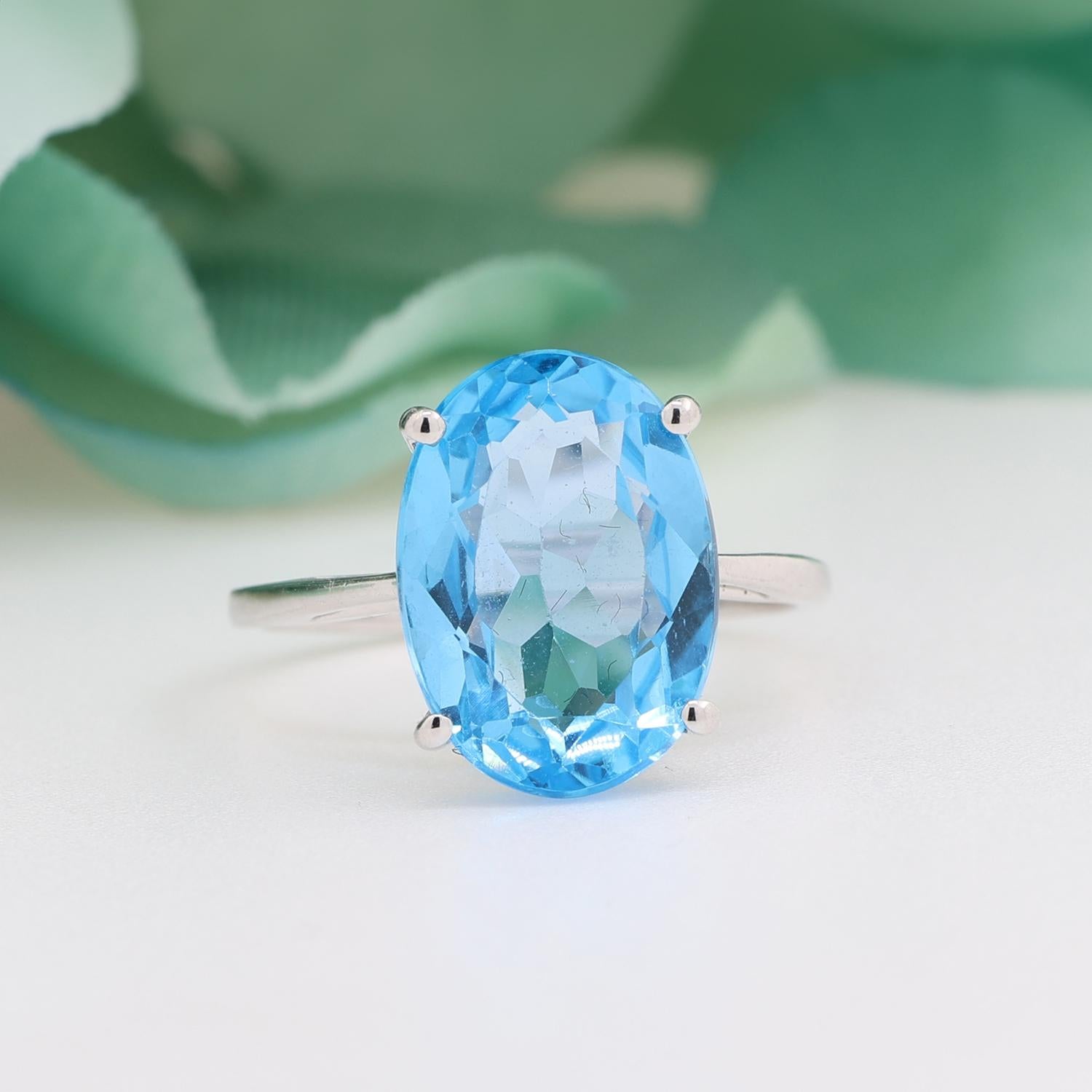 Oval Swiss Blue Topaz Solitaire Ring 10K White Gold 8.00 CT Size 7.25