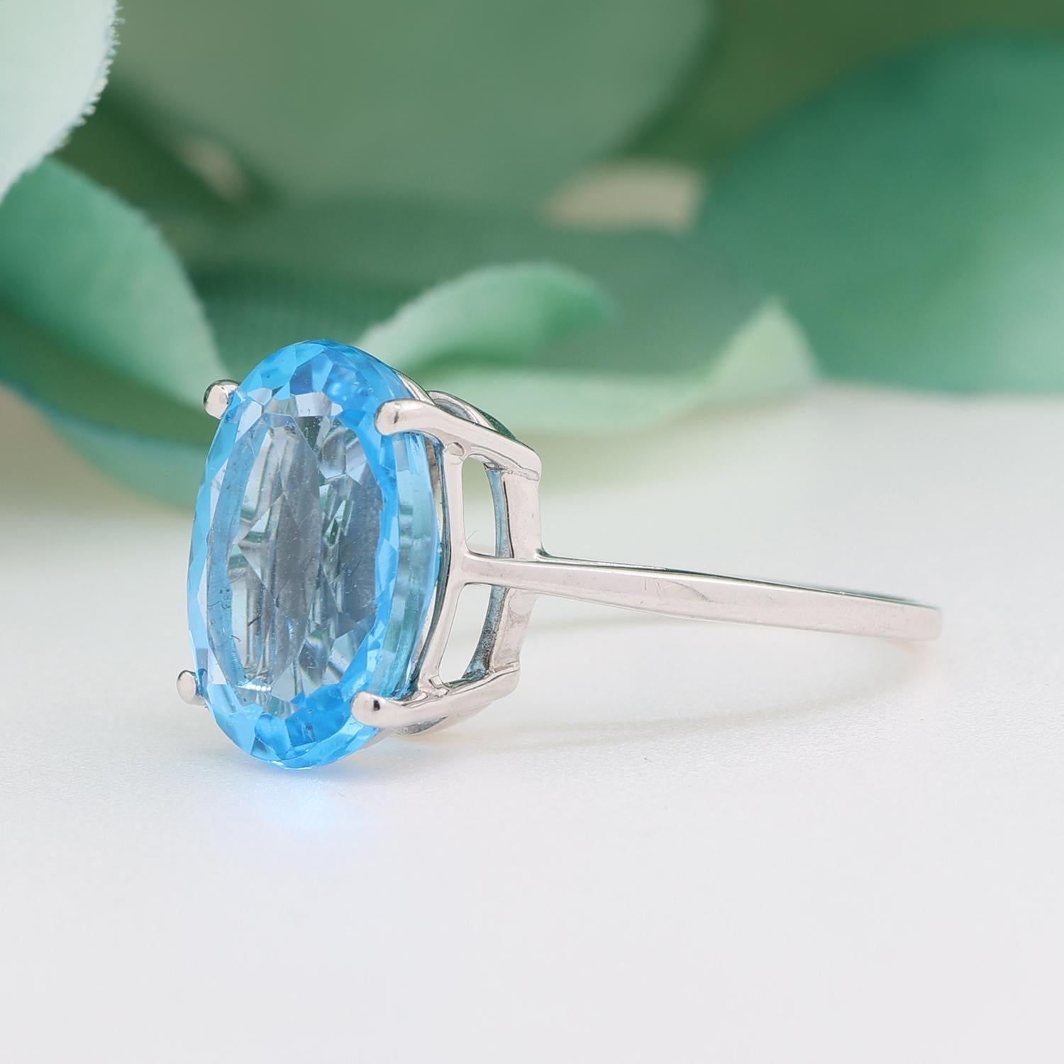 Oval Swiss Blue Topaz Solitaire Ring 10K White Gold 8.00 CT Size 7.25