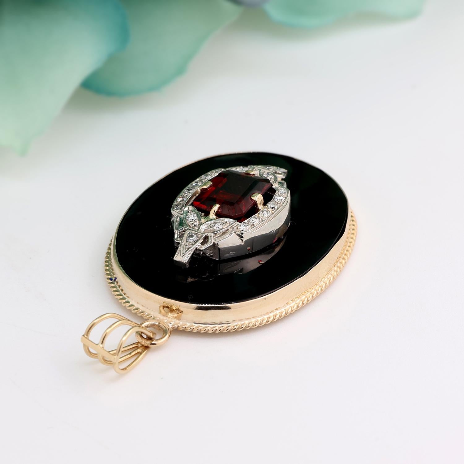 Oval Black Onyx Diamond Garnet Pendant 14K Yellow Gold 1.90" Vintage