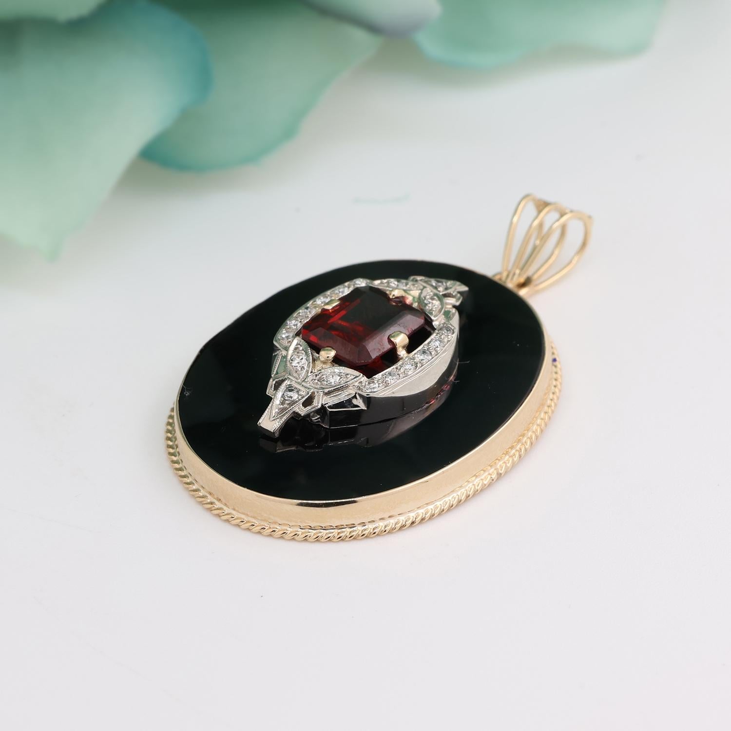 Oval Black Onyx Diamond Garnet Pendant 14K Yellow Gold 1.90" Vintage